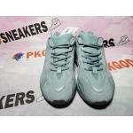 og Yeezy Boost 700 V2 Hospital Blue FV8424