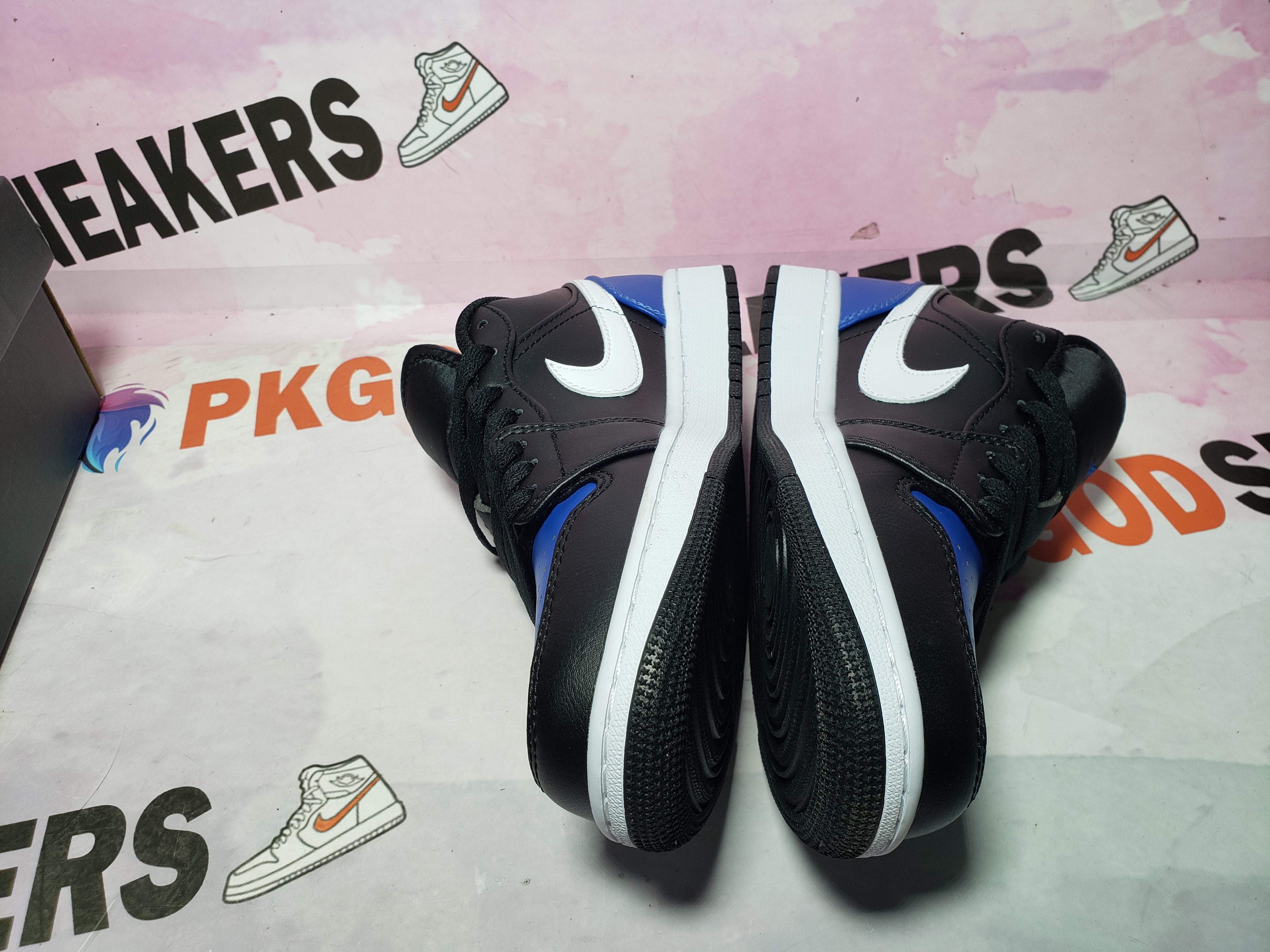 G5 Air Jordan 1 Low Black Royal Toe 553558-042 