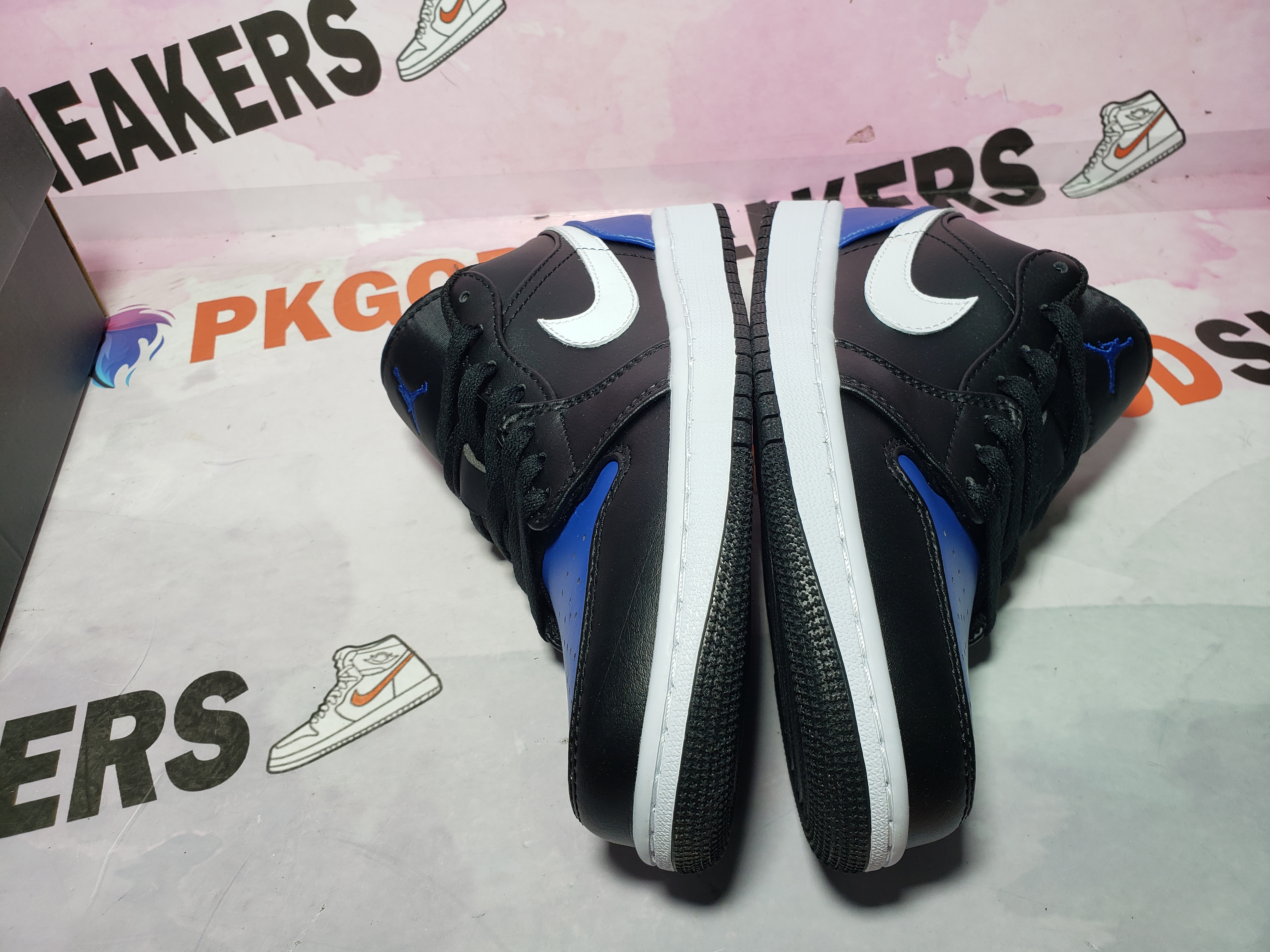 G5 Air Jordan 1 Low Black Royal Toe 553558-042 