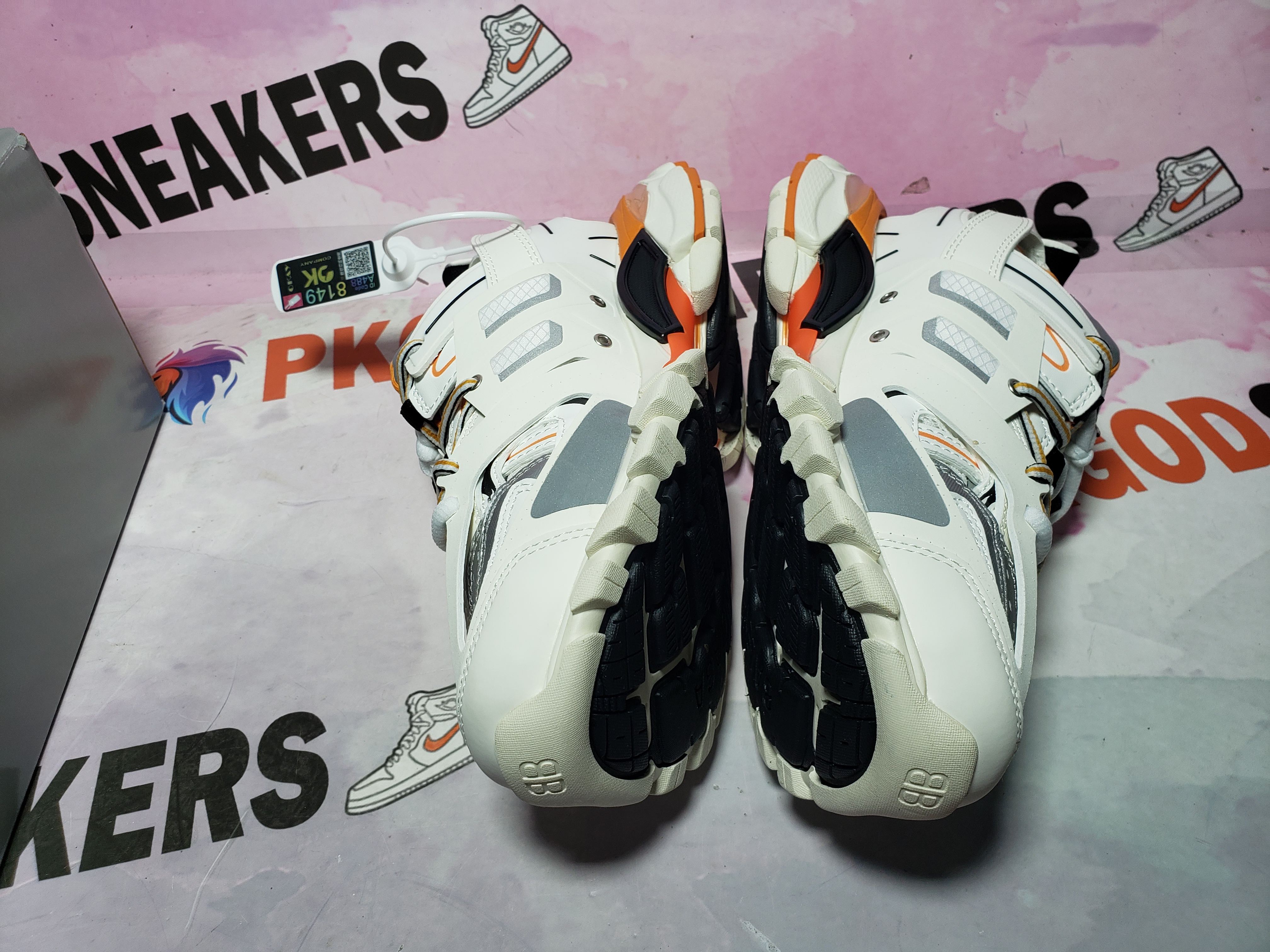 PKGoden Balenciaga  3rd Tess S. White Orange Black 542436 W1GB1 9059