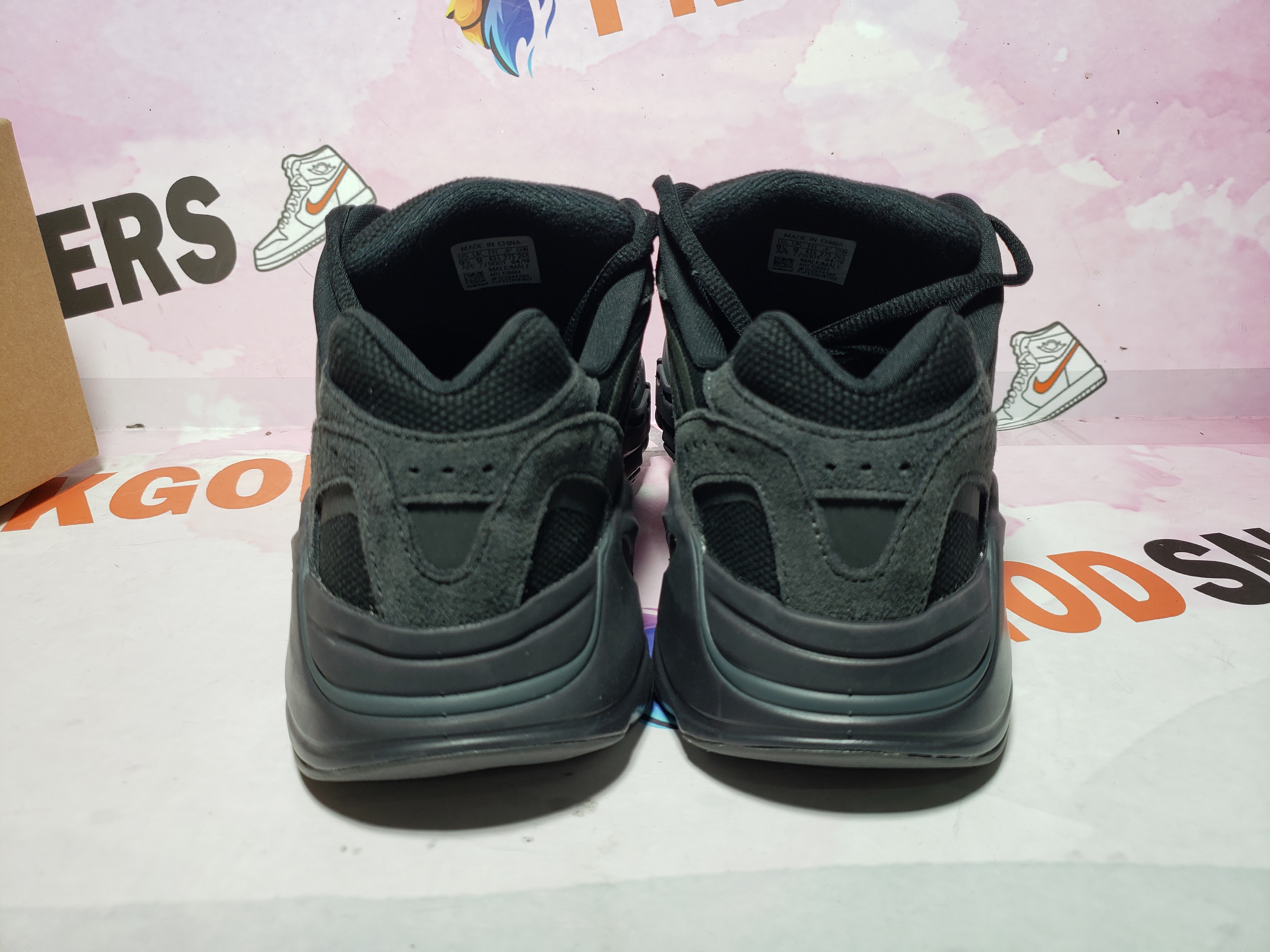 PKGoden Yeezy Boost 700 V2 Vanta FU6684