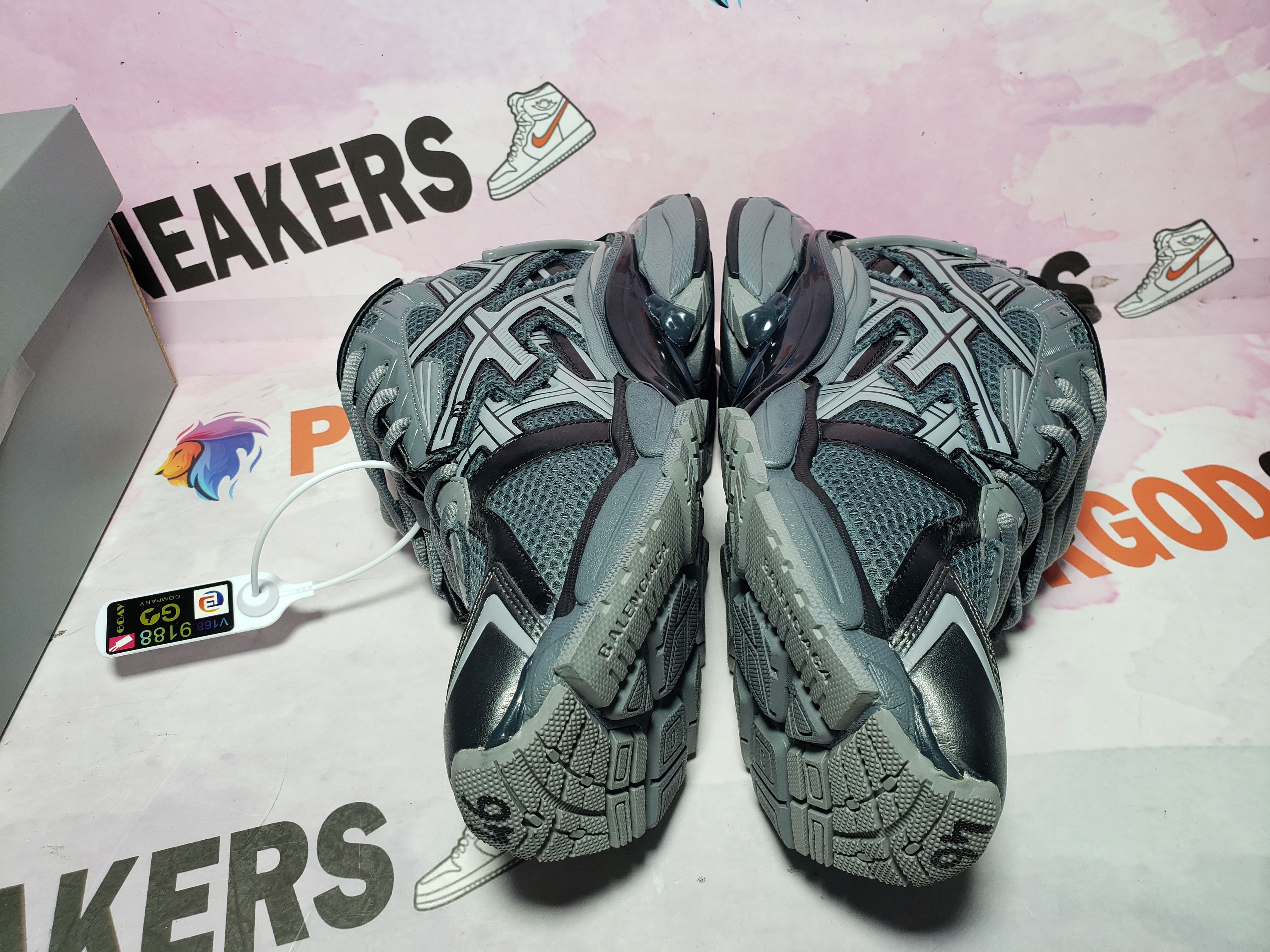 PKGoden Balenciaga 7th Runner All Black Gray 677402 W3RB2 1515