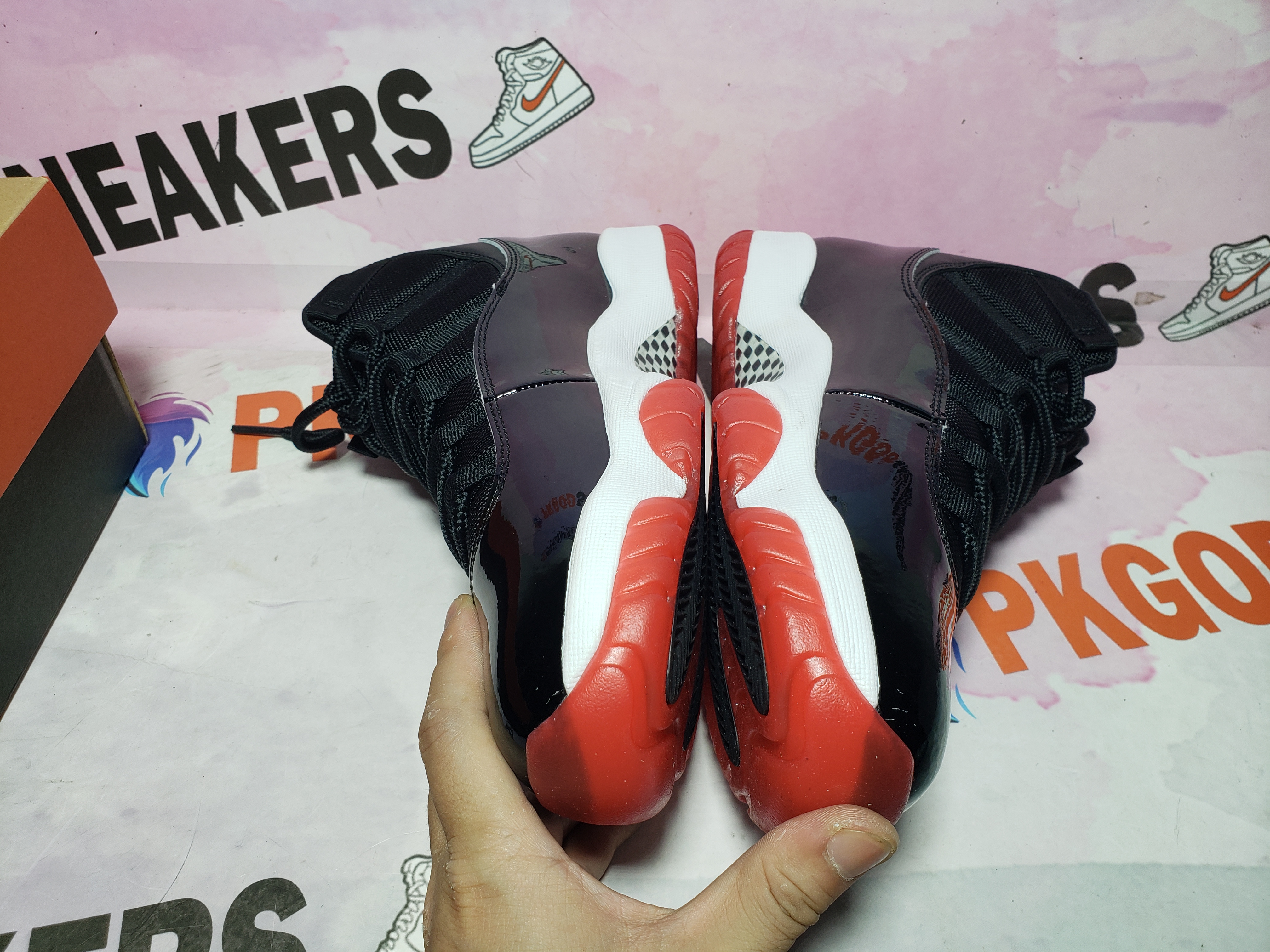 PKGoden Jordan 11 Retro Playoffs Bred (2019) 378037-061
