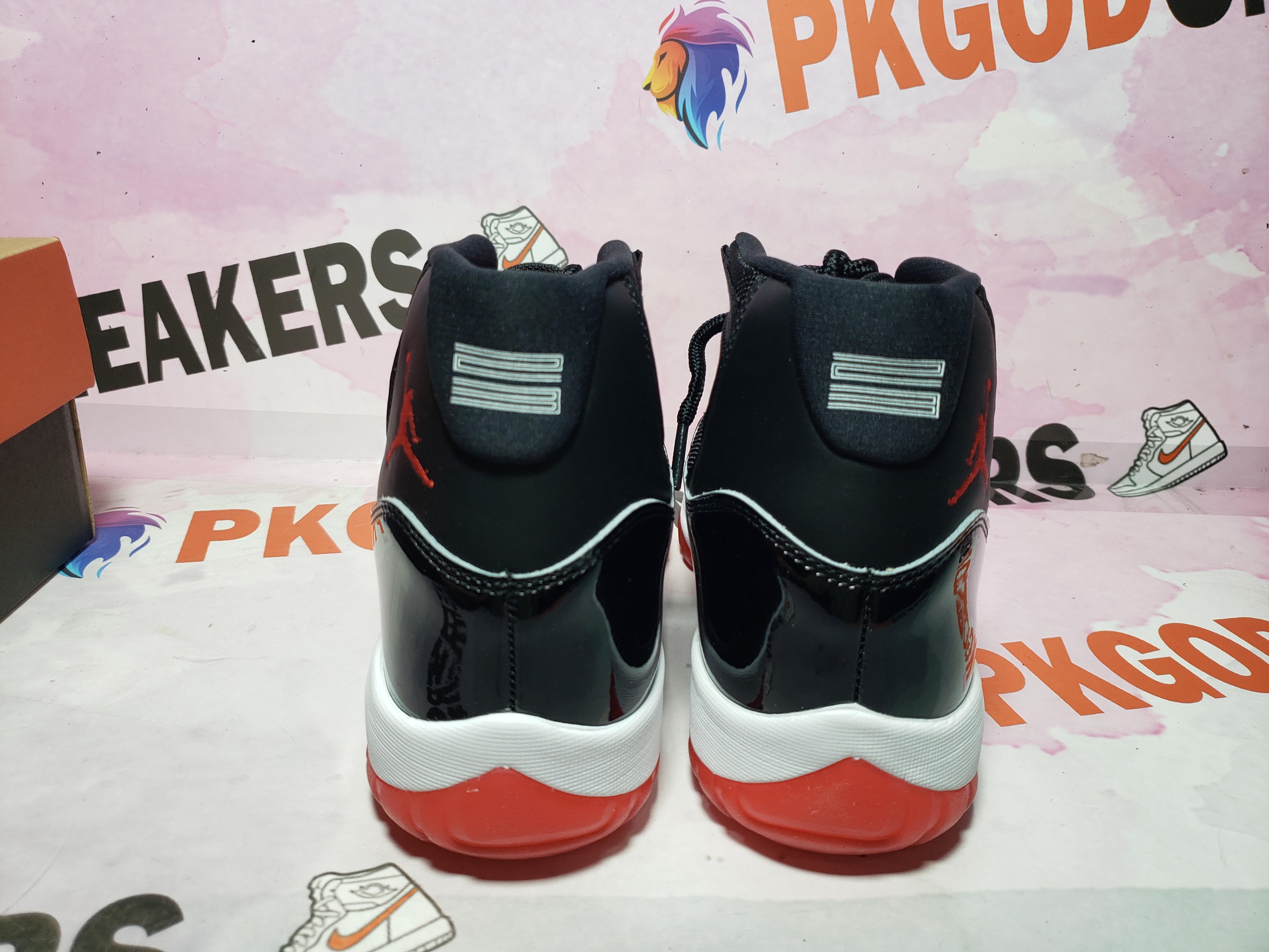 PKGoden Jordan 11 Retro Playoffs Bred (2019) 378037-061