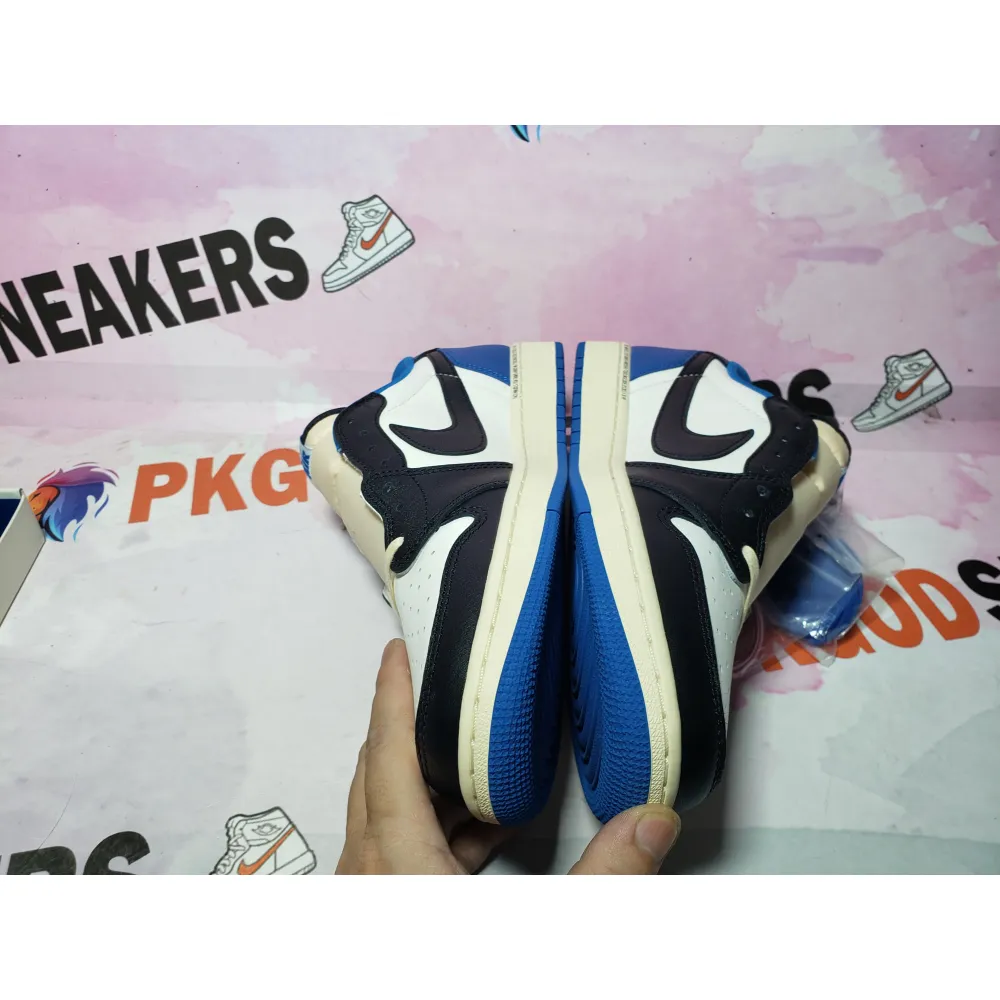OG Jordan 1 Low fragment design x Travis Scott DM7866-140