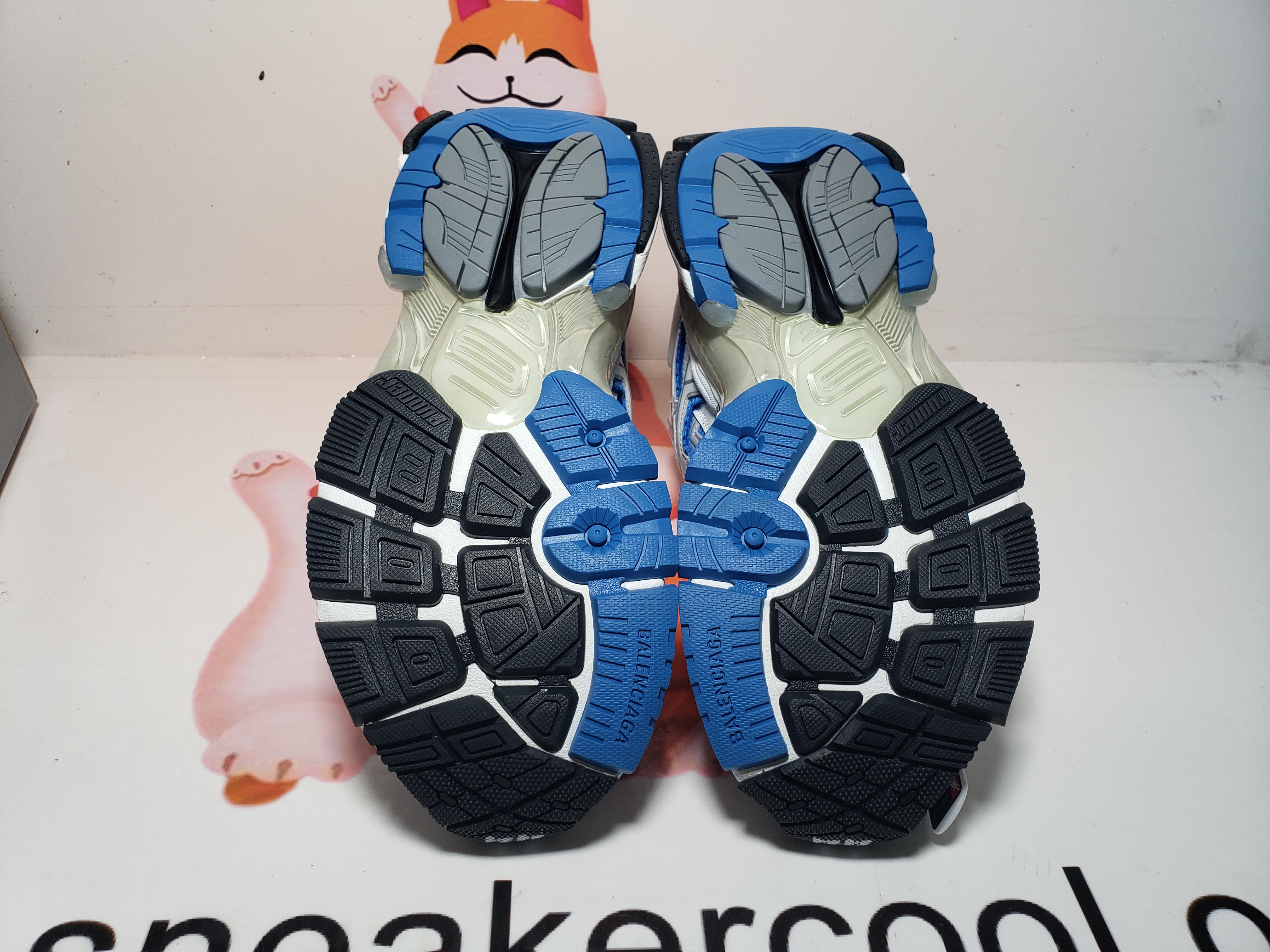 PKGoden Balenciaga 7th Runner White Blue 677402W3RB34912