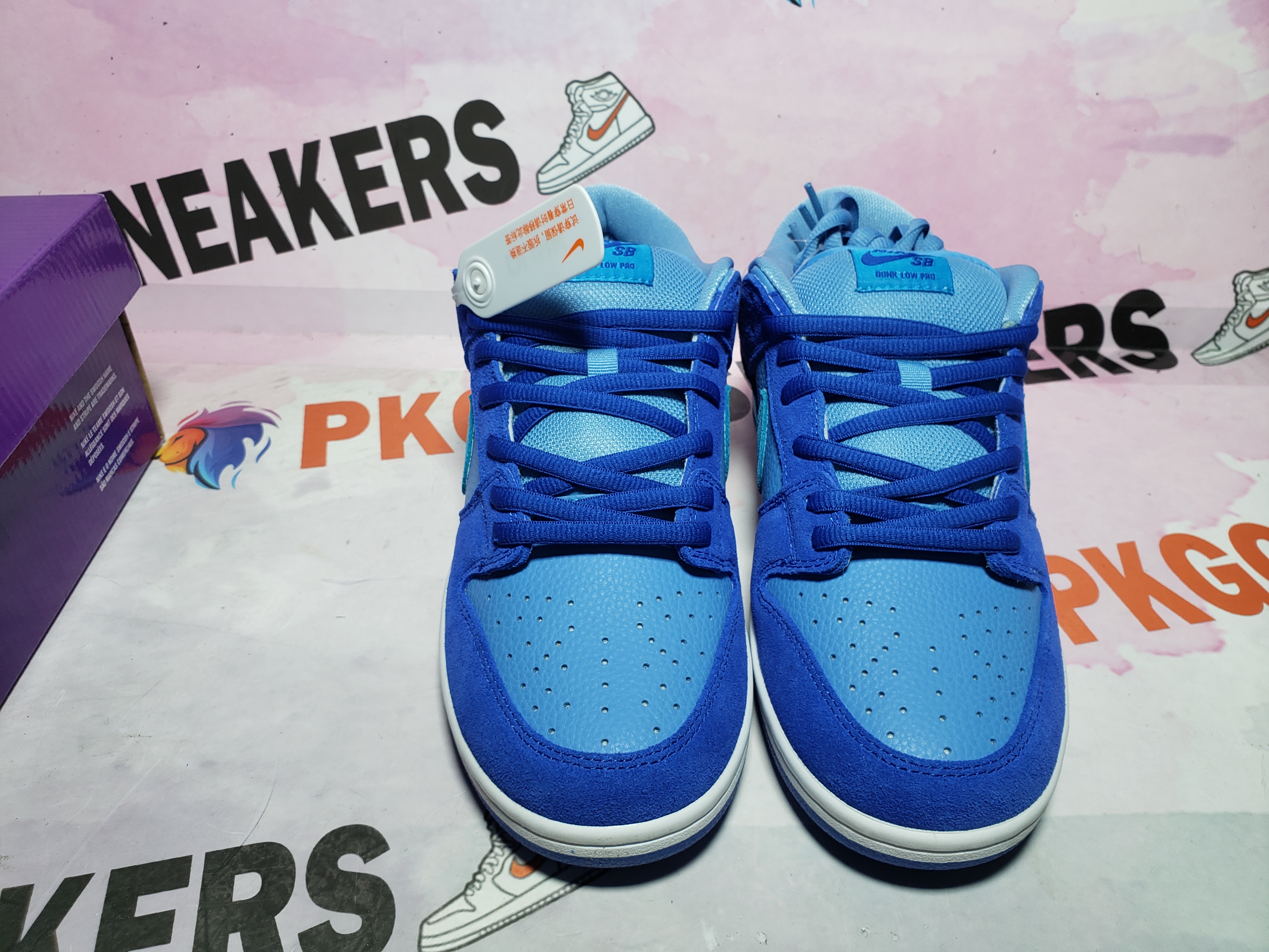 OG Dunk Low Blue Raspberry DM0807-400