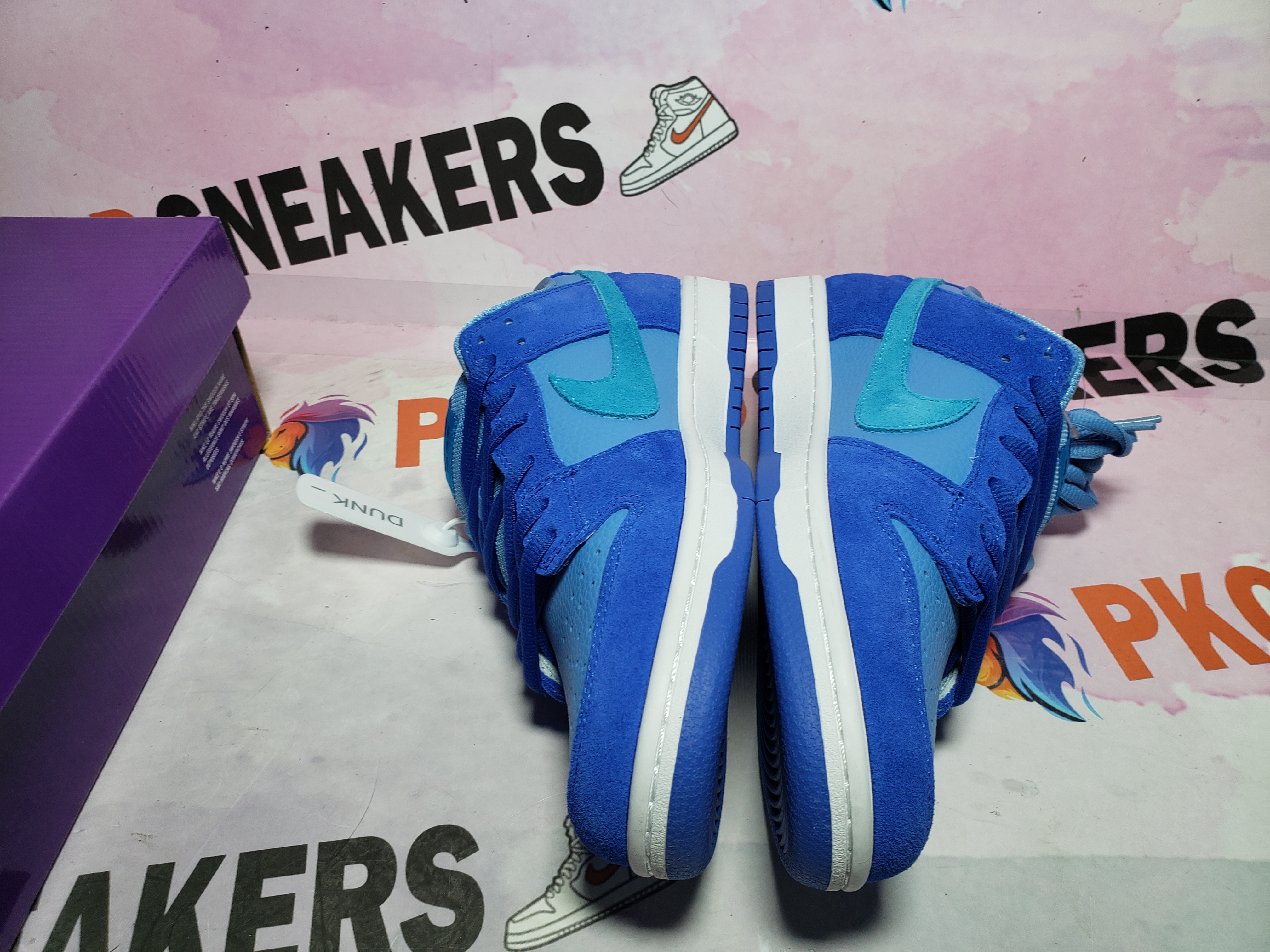 OG Dunk Low Blue Raspberry DM0807-400