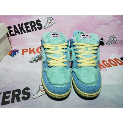 OG Verdy x Dunk Low SB Visty FN6040-400 02