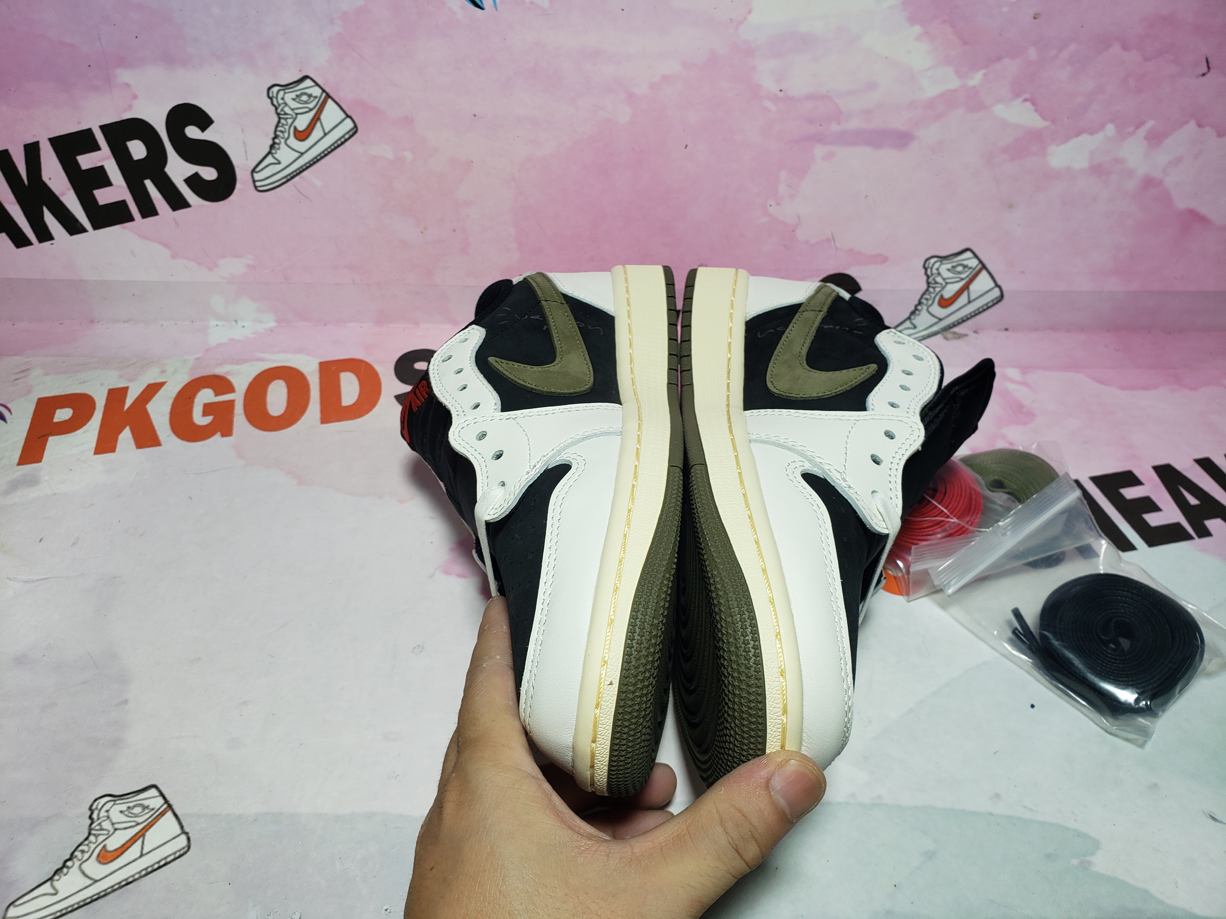 PKGoden Jordan 1 Retro Low OG SP Travis Scott Olive DZ4137-106