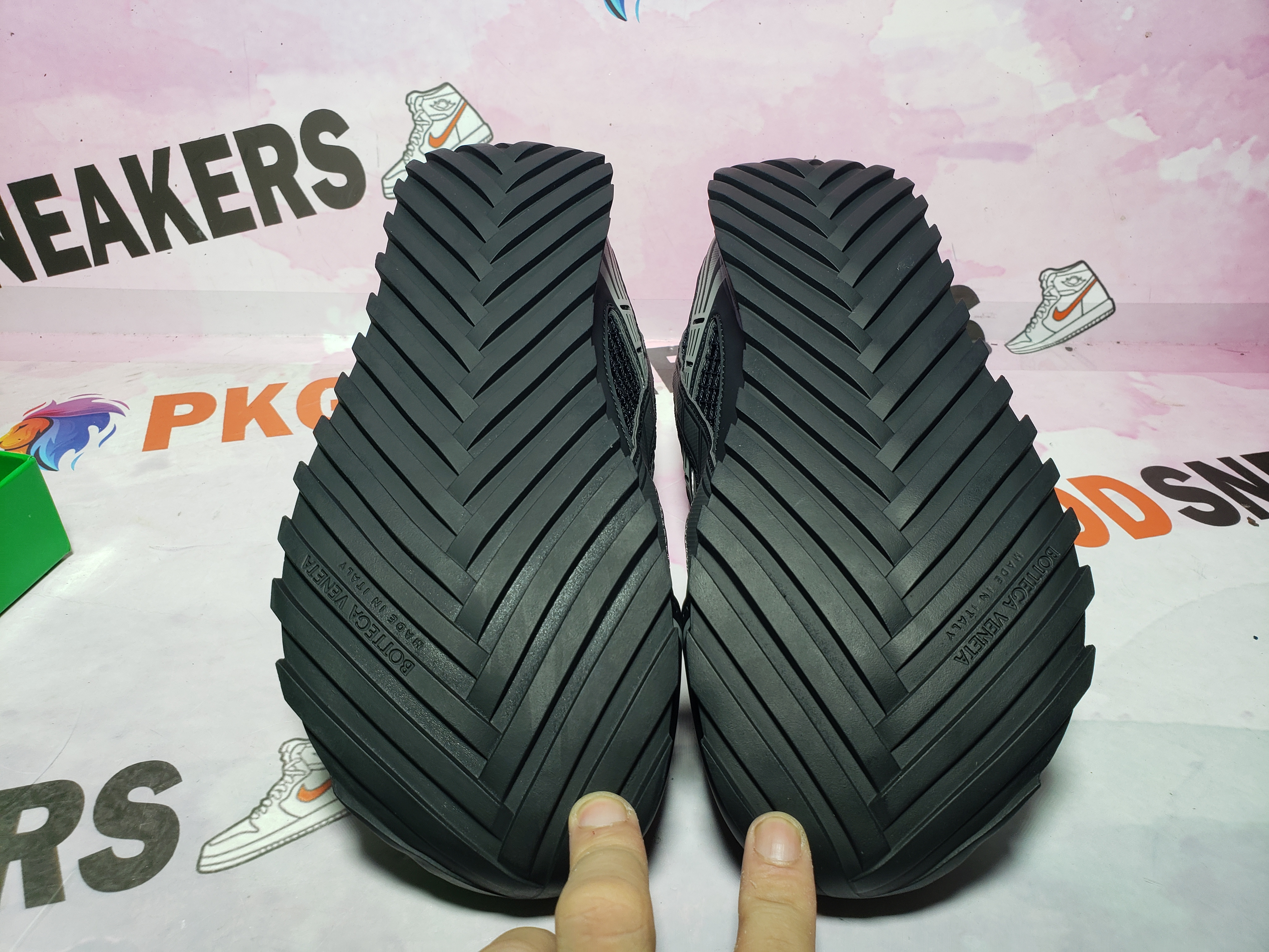 PKGoden Bottega Veneta Orbit low cut casual running shoes Black