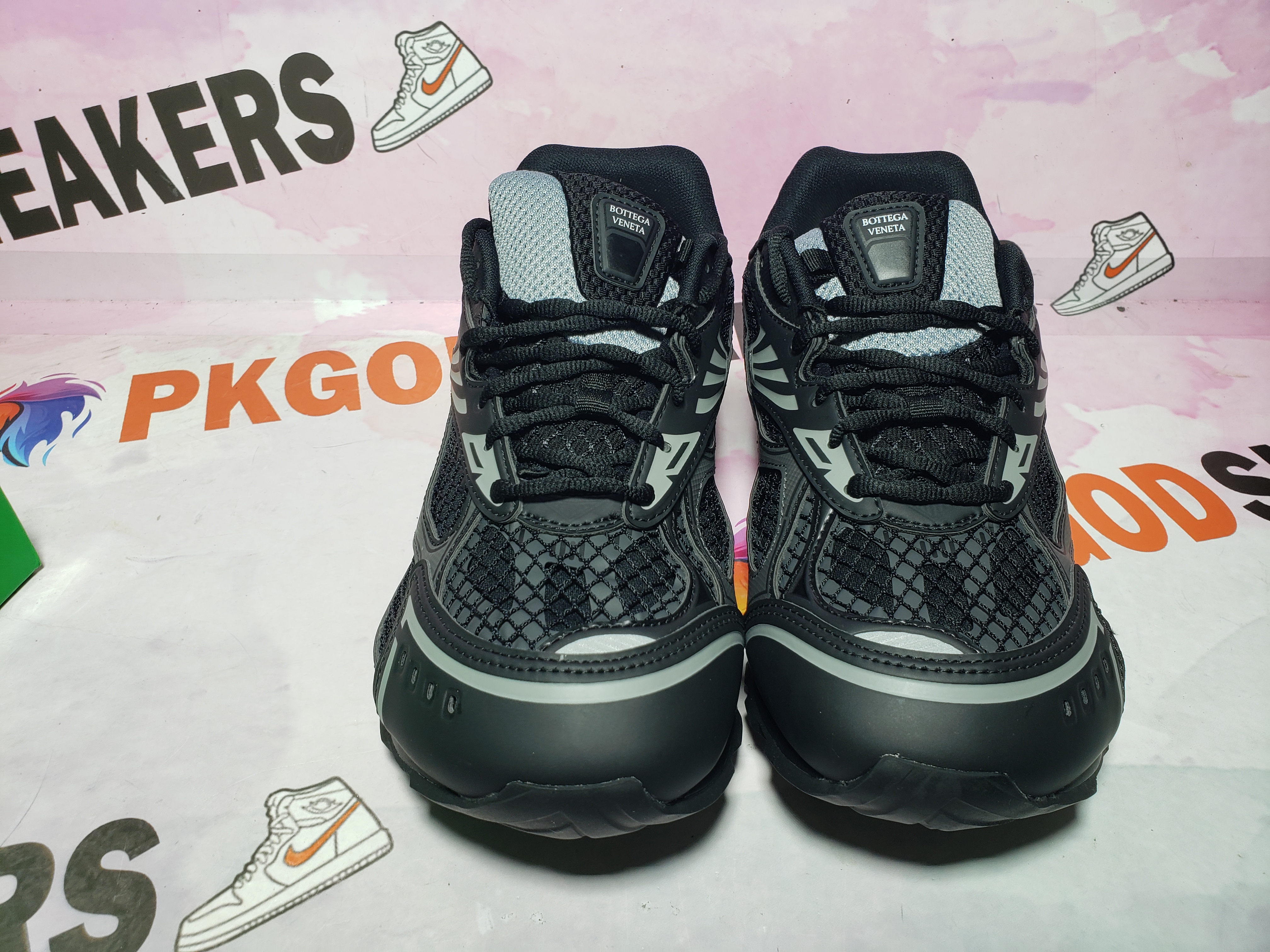 PKGoden Bottega Veneta Orbit low cut casual running shoes Black