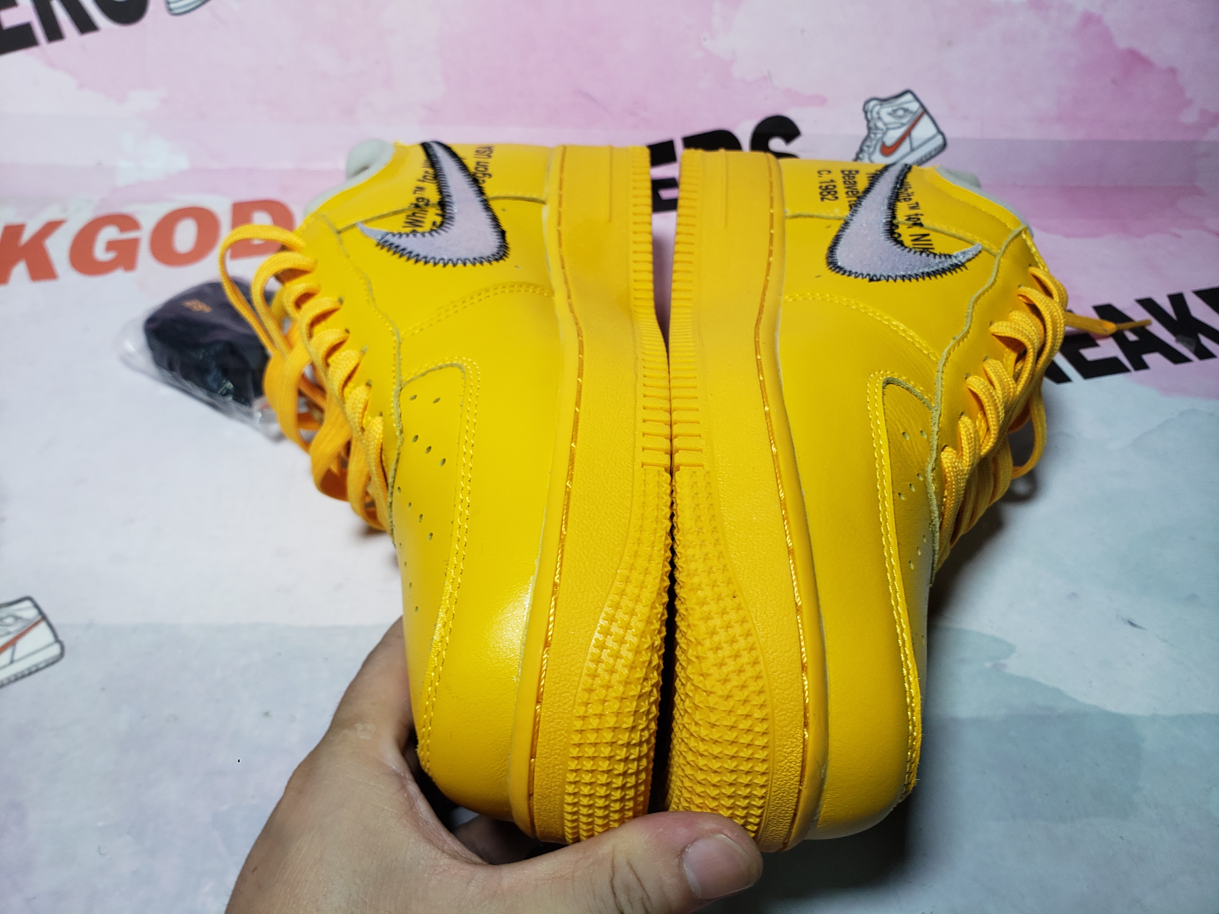 PKGoden Air Force 1 Low OFF-WHITE University Gold Metallic Silver DD1876-700