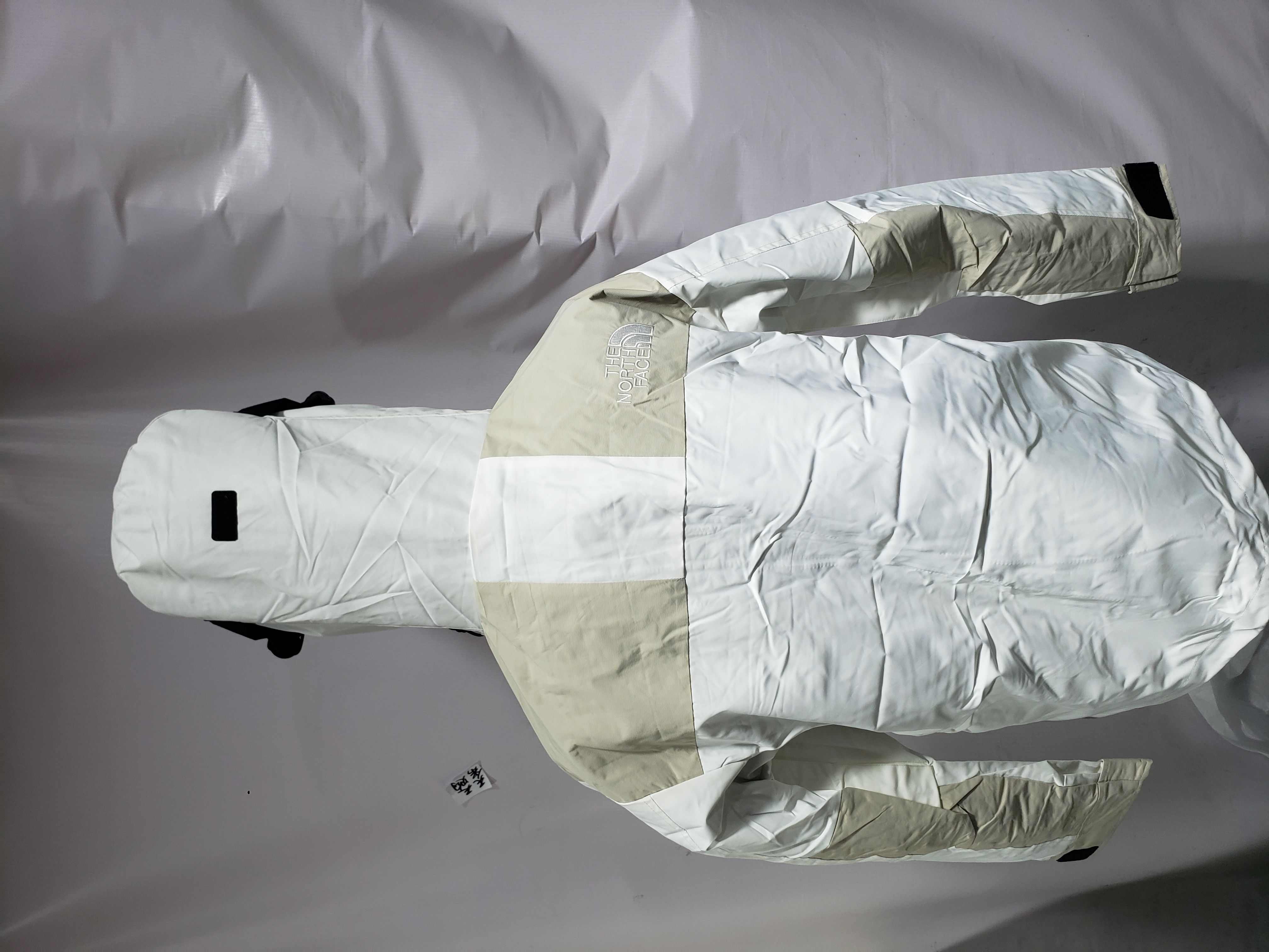 TheNorthFace Black and Milk White Color Matching Mountain Jacket