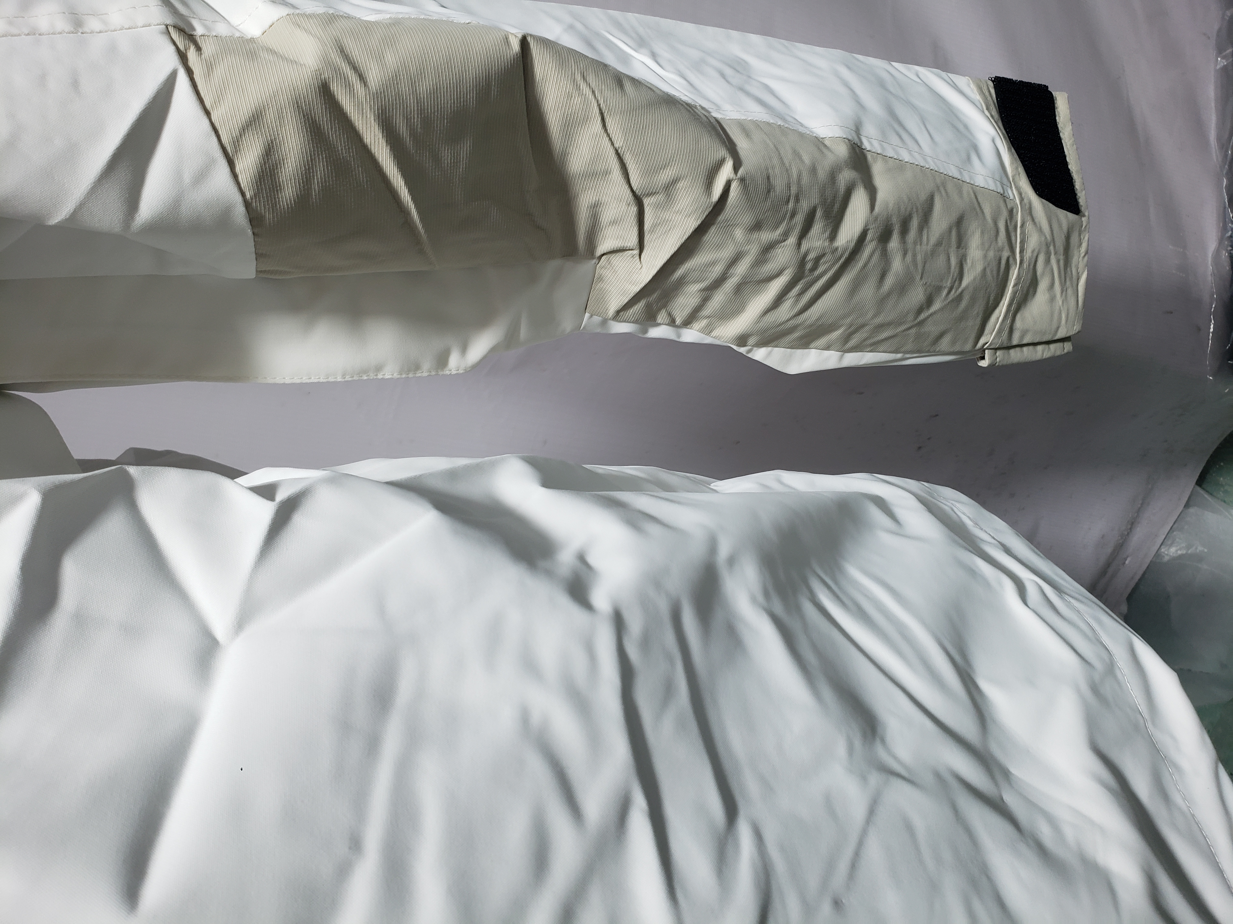 TheNorthFace Black and Milk White Color Matching Mountain Jacket