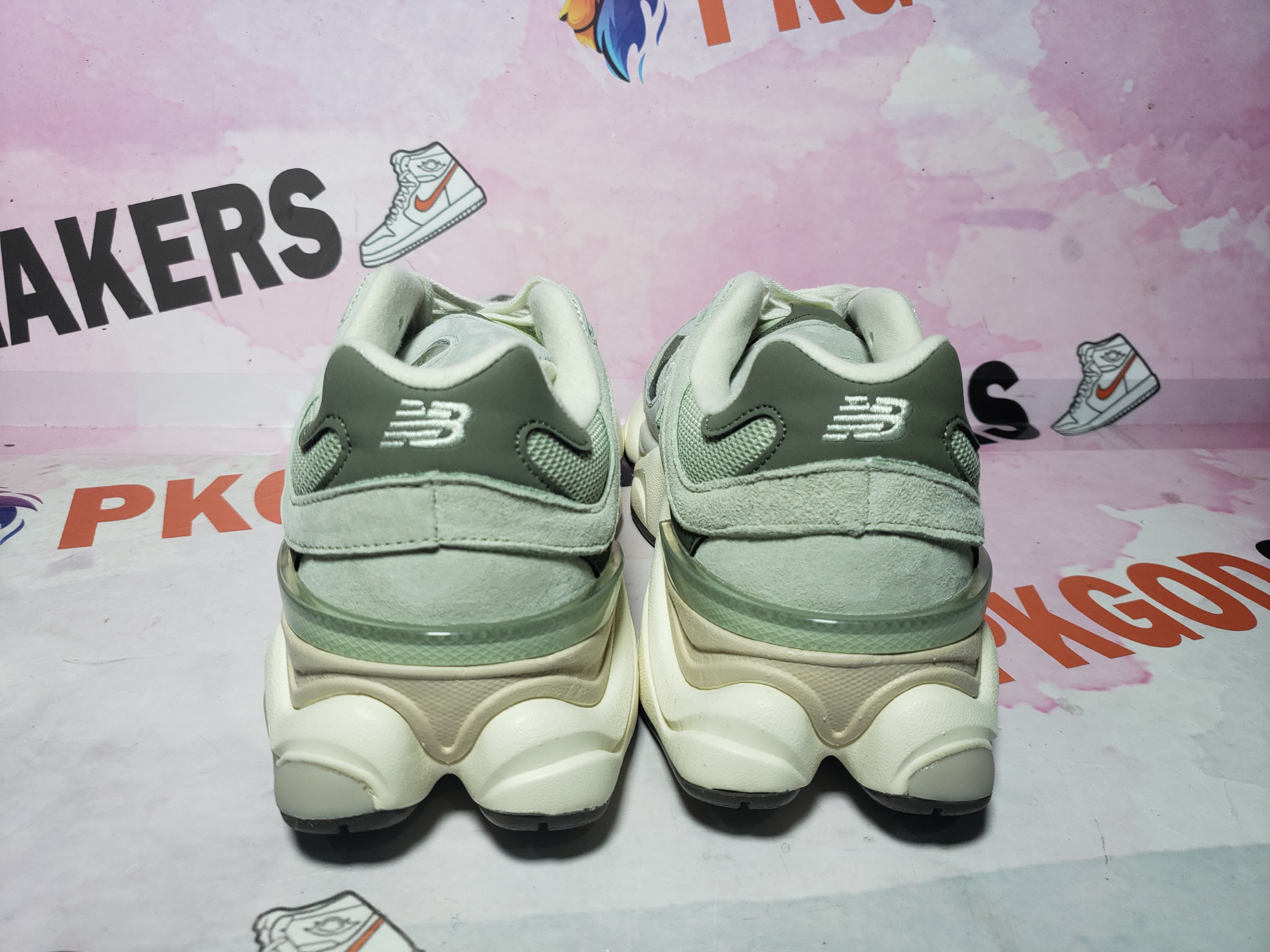 BoostMasterLin New Balance 9060 Olivine U9060EEC