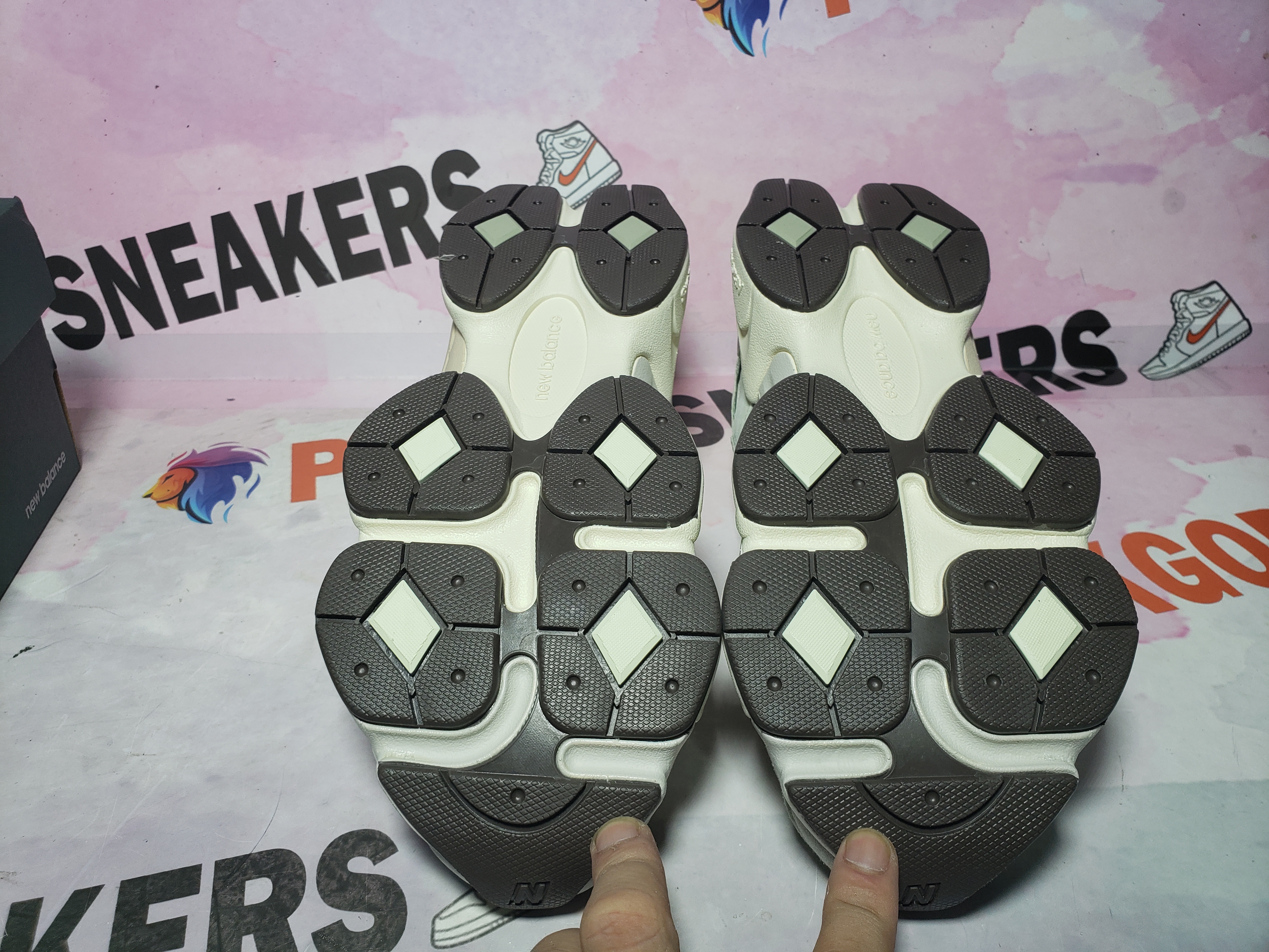 BoostMasterLin New Balance 9060 Olivine U9060EEC