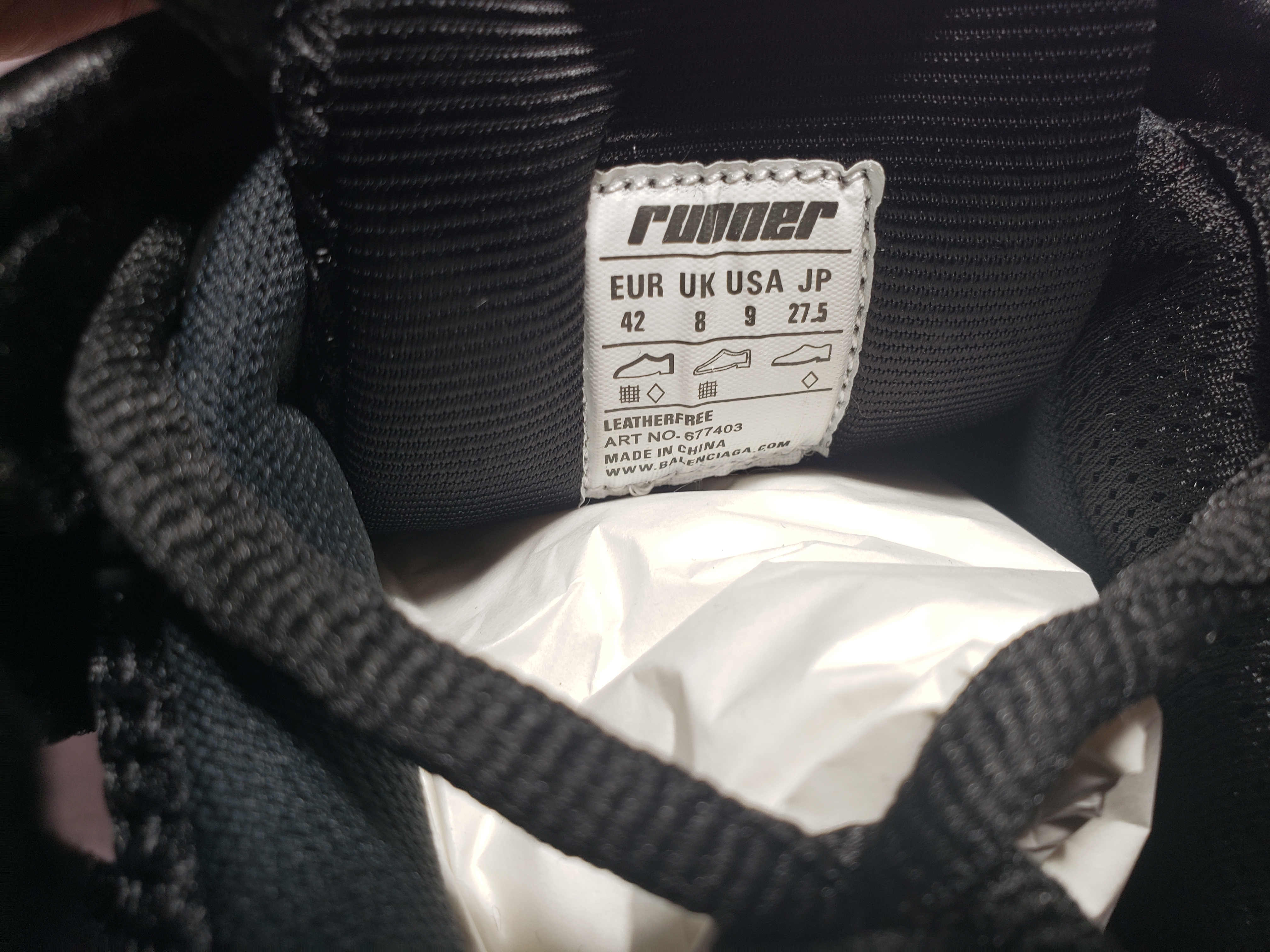 PKGoden Balenciaga 7th Runner Black And Red Characters 677402 W3RB1 0102