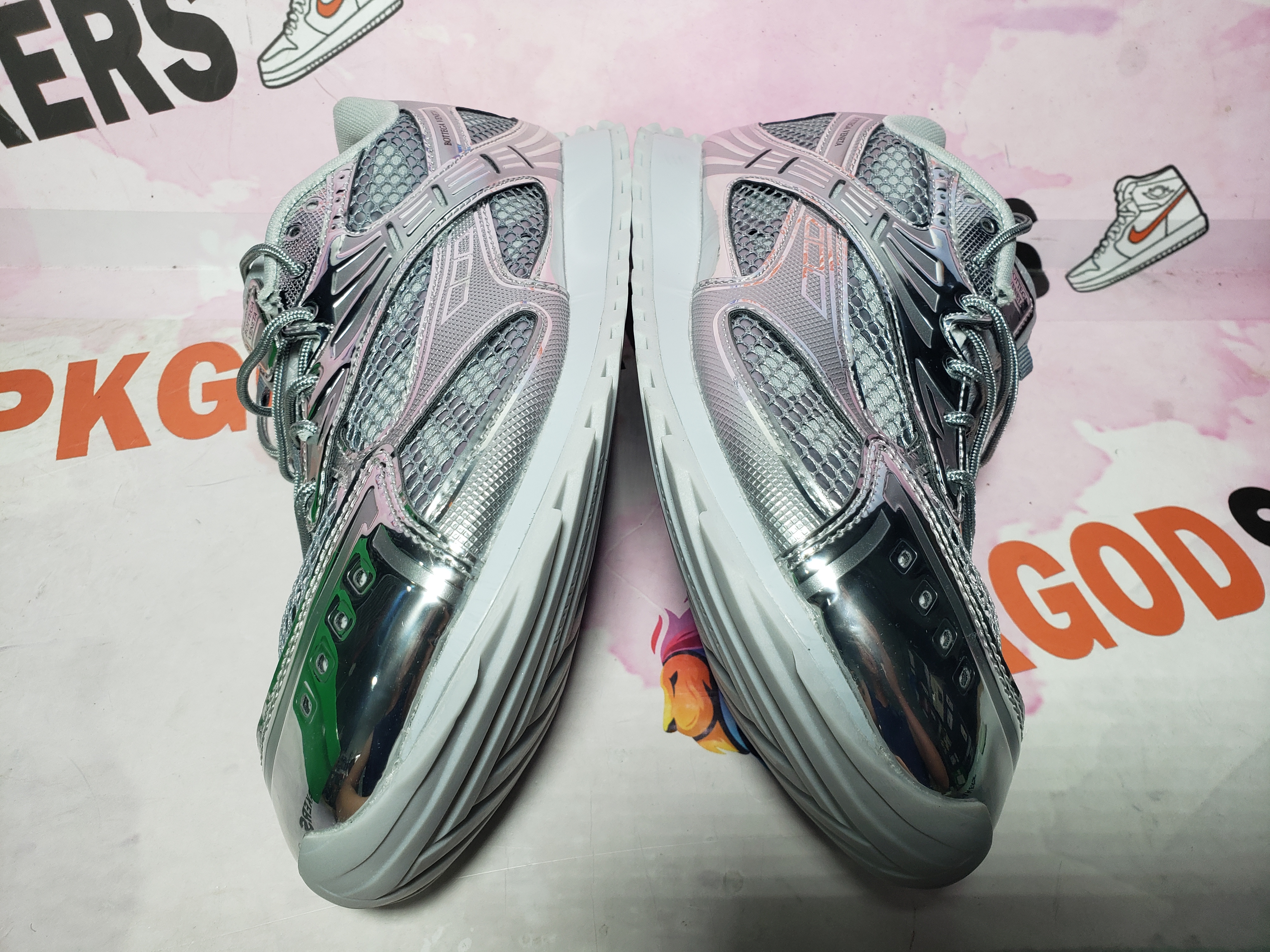 PKGoden Bottega Veneta Orbit Silvery