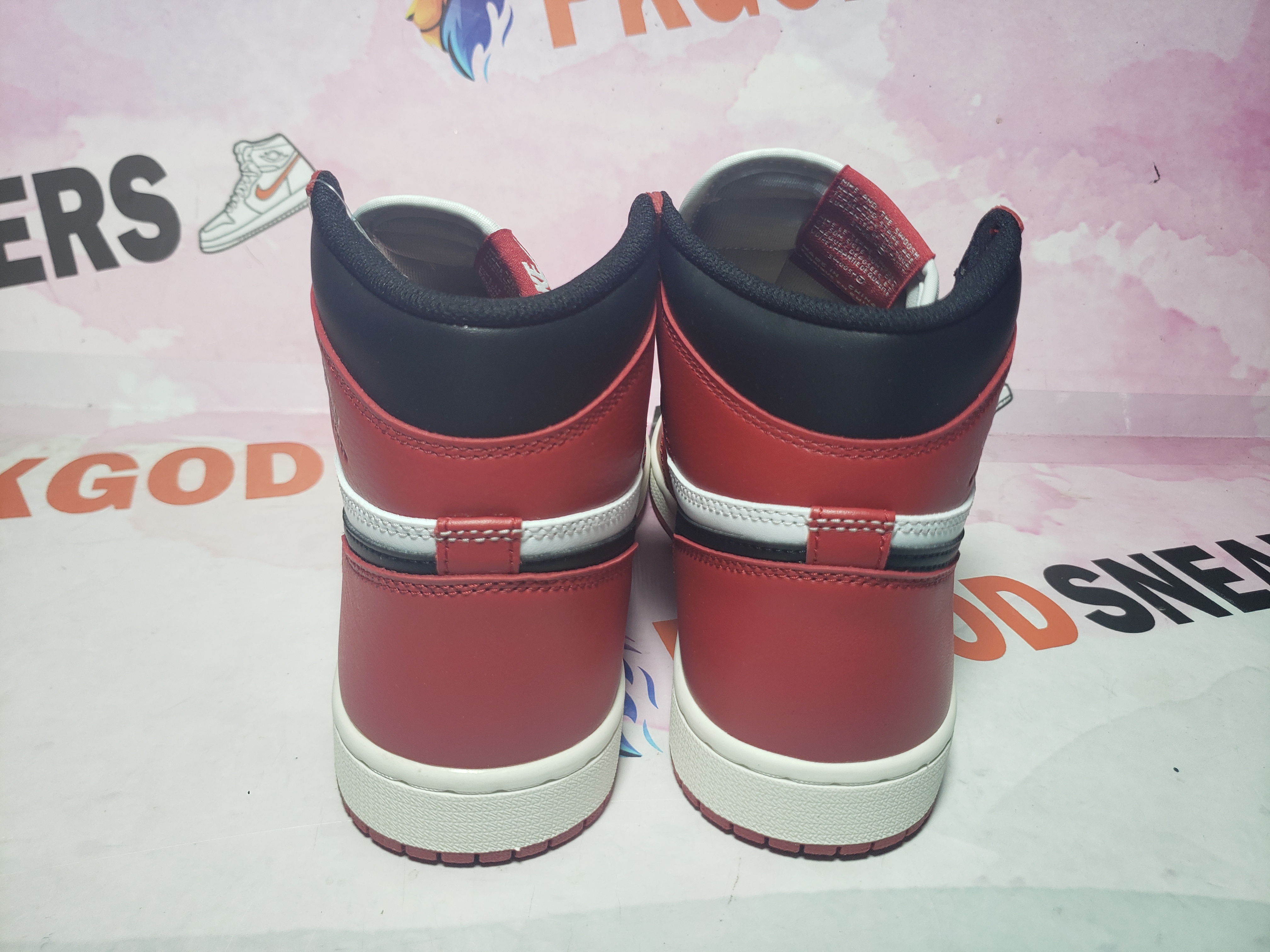 PKGoden Jordan 1 Retro High Chicago 555088-101