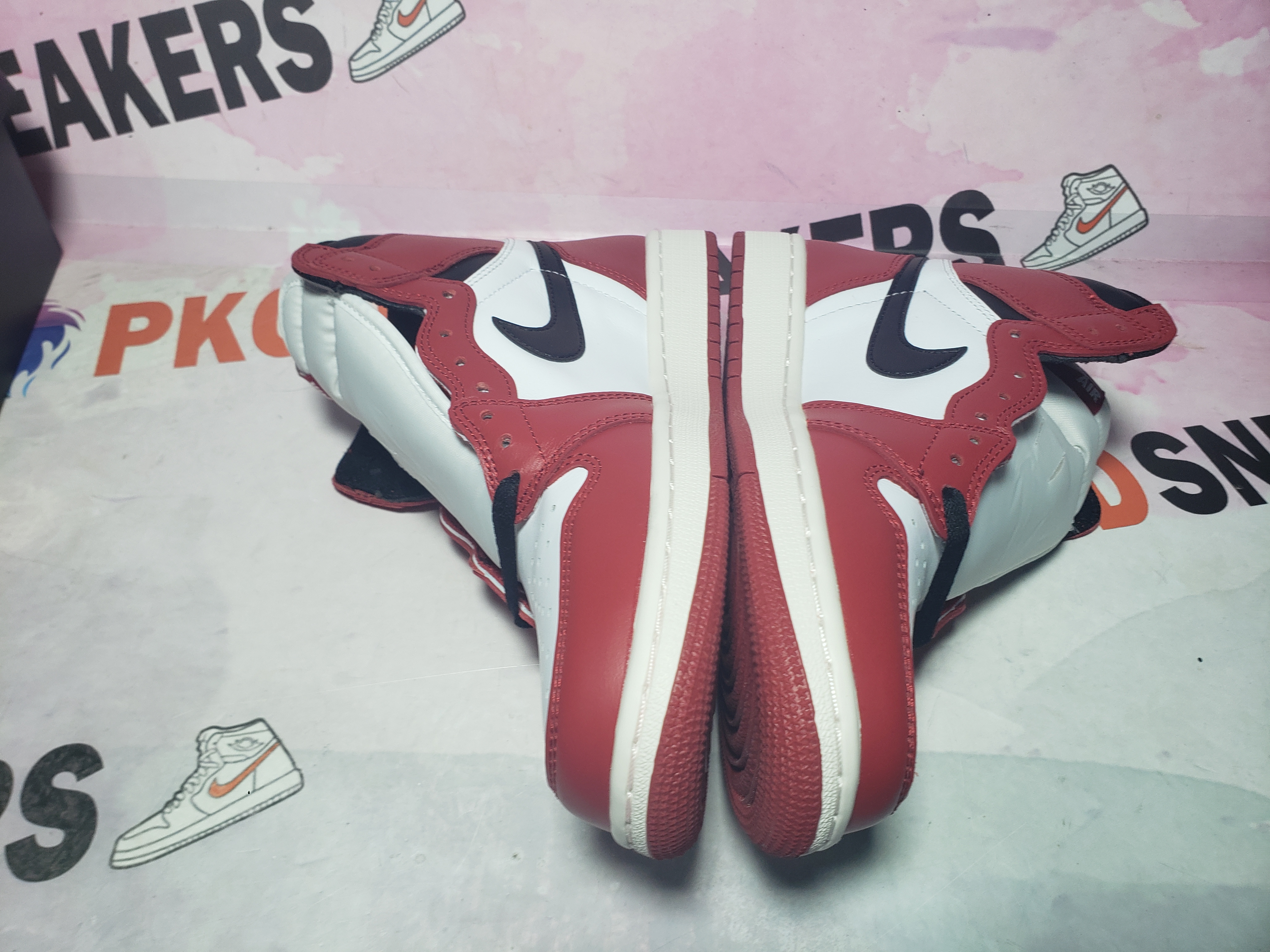 PKGoden Jordan 1 Retro High Chicago 555088-101