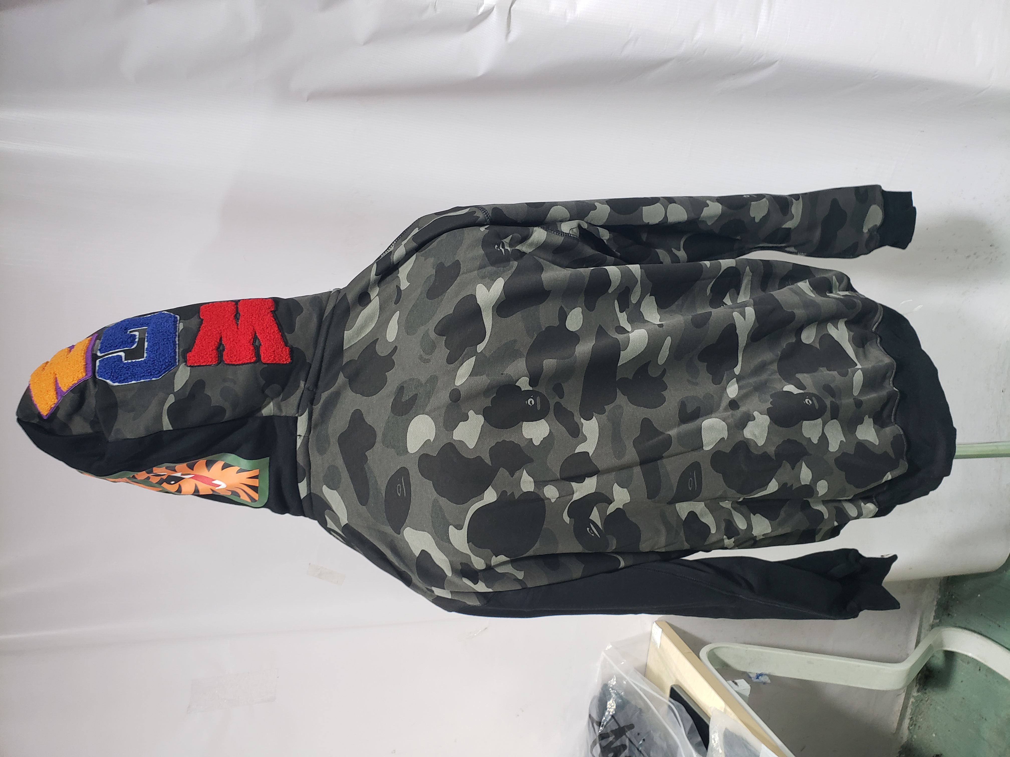 BAPE Hoodie 6660