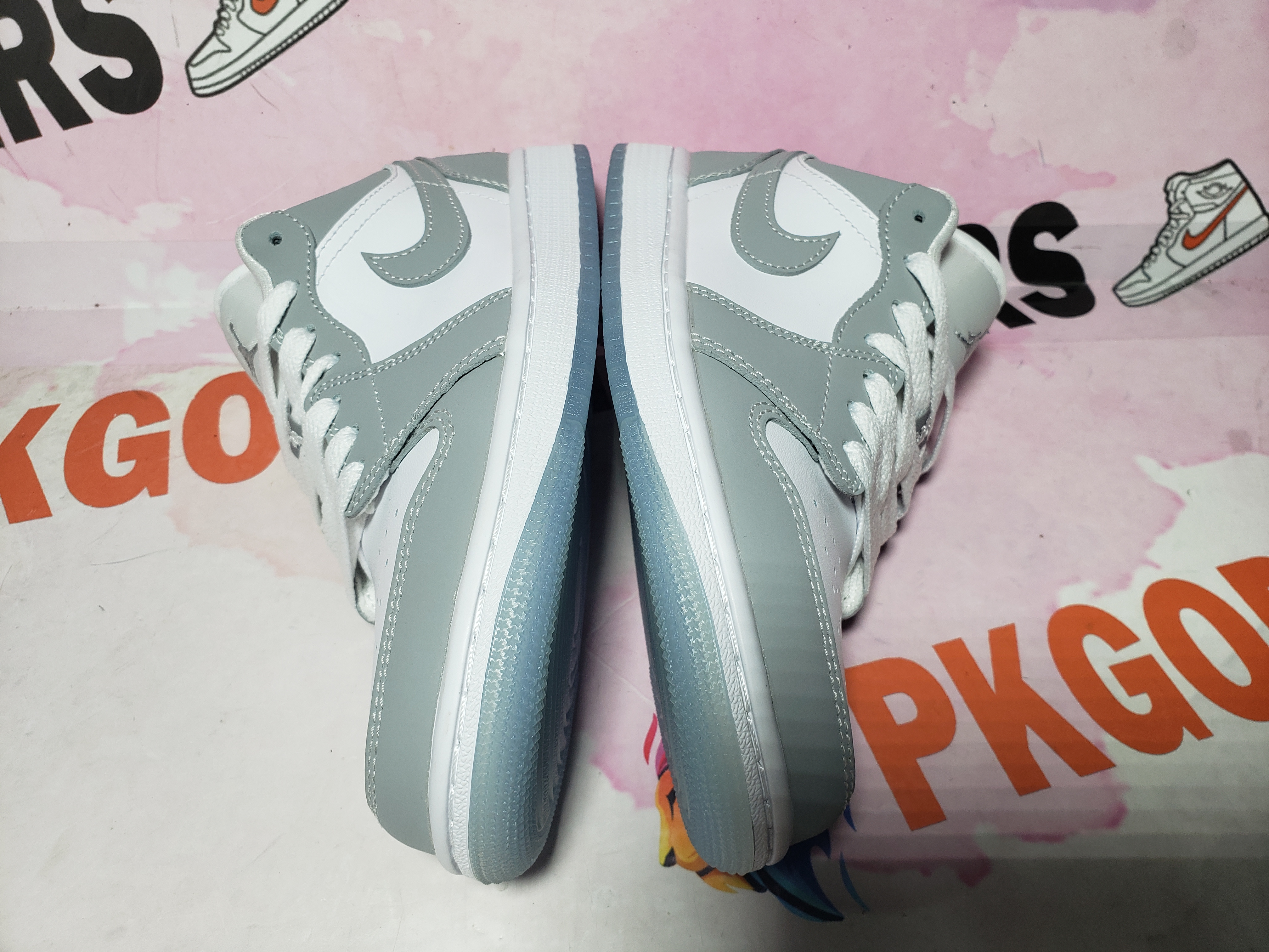 BoostMasterLin Jordan 1 Low Wolf Grey DC0774-105