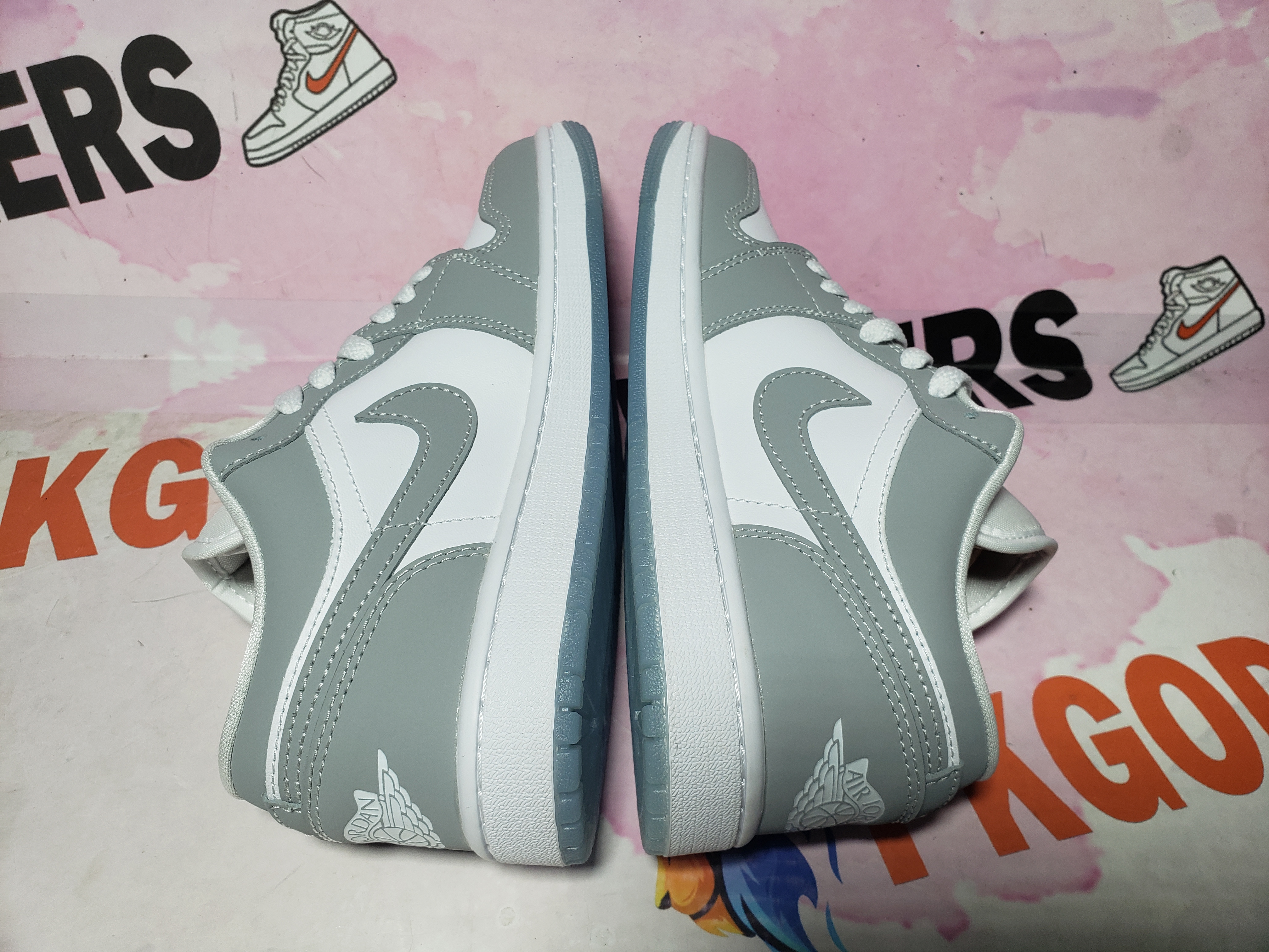 BoostMasterLin Jordan 1 Low Wolf Grey DC0774-105