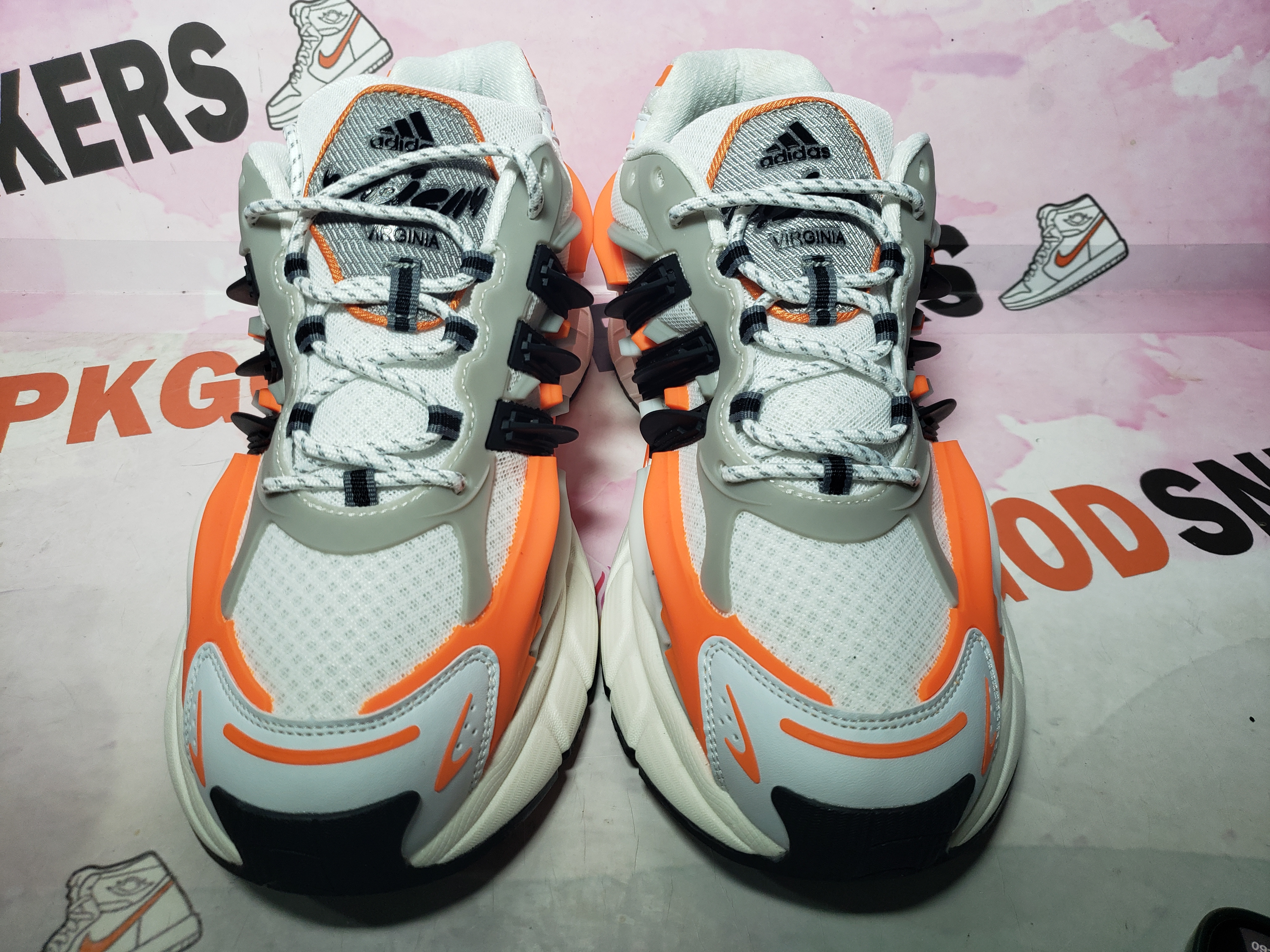 LJR Adistar Jellyfish Pharrell Williams Focus Olive Orange JP9261