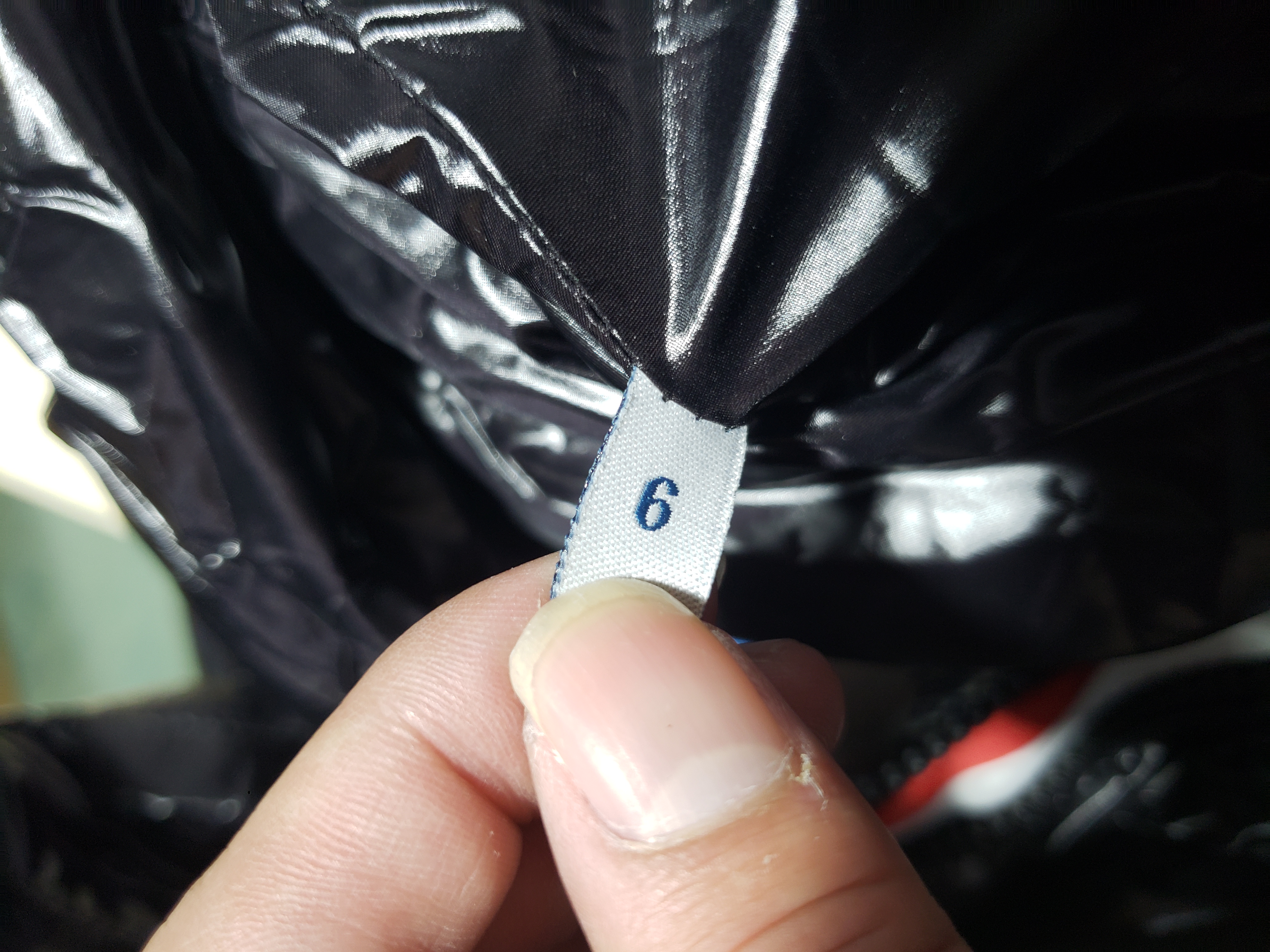 Top Moncler Montbeliard classic down jacket 1