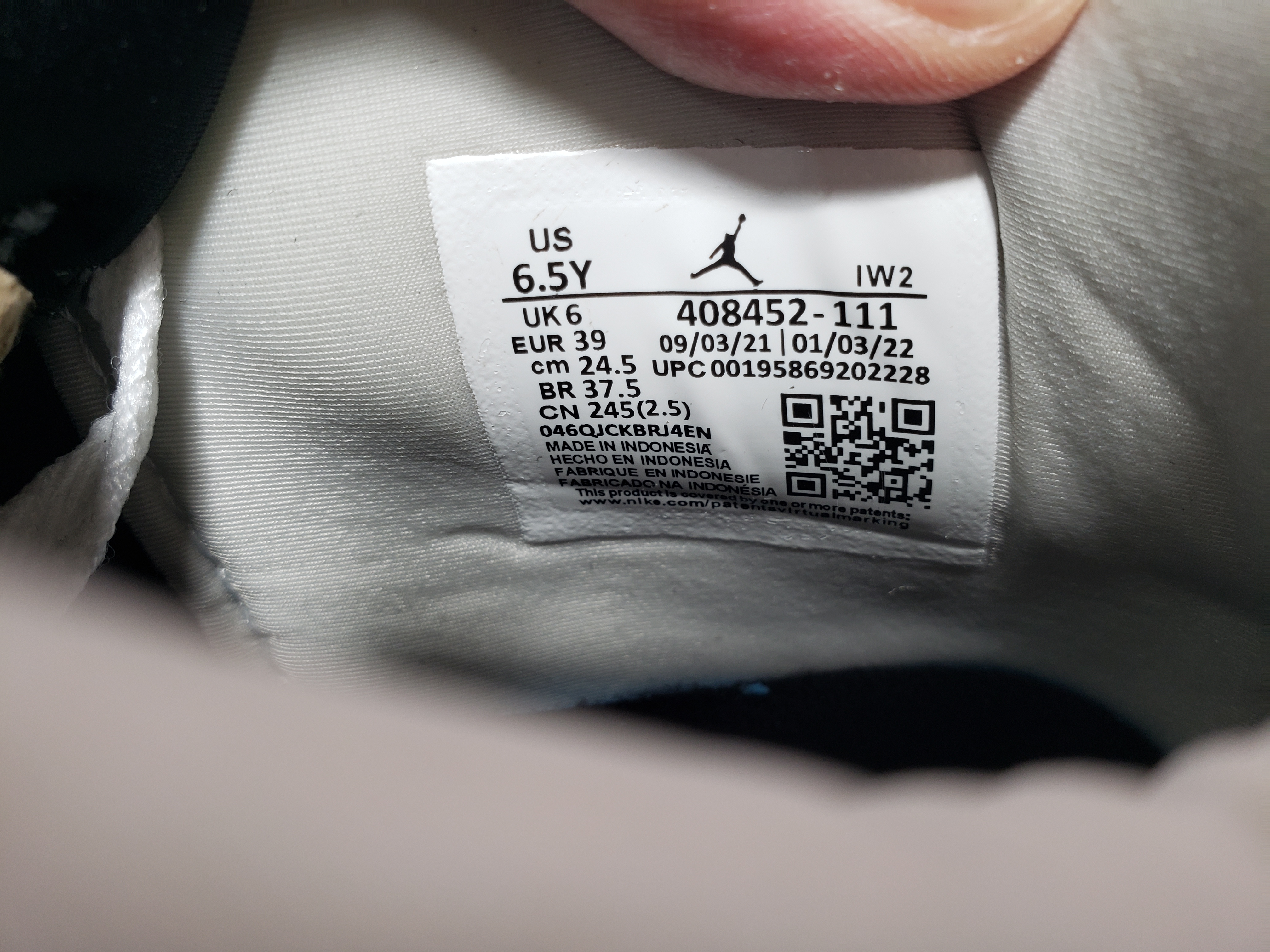 OG Jordan 4 Retro Military Black  DH6927-111