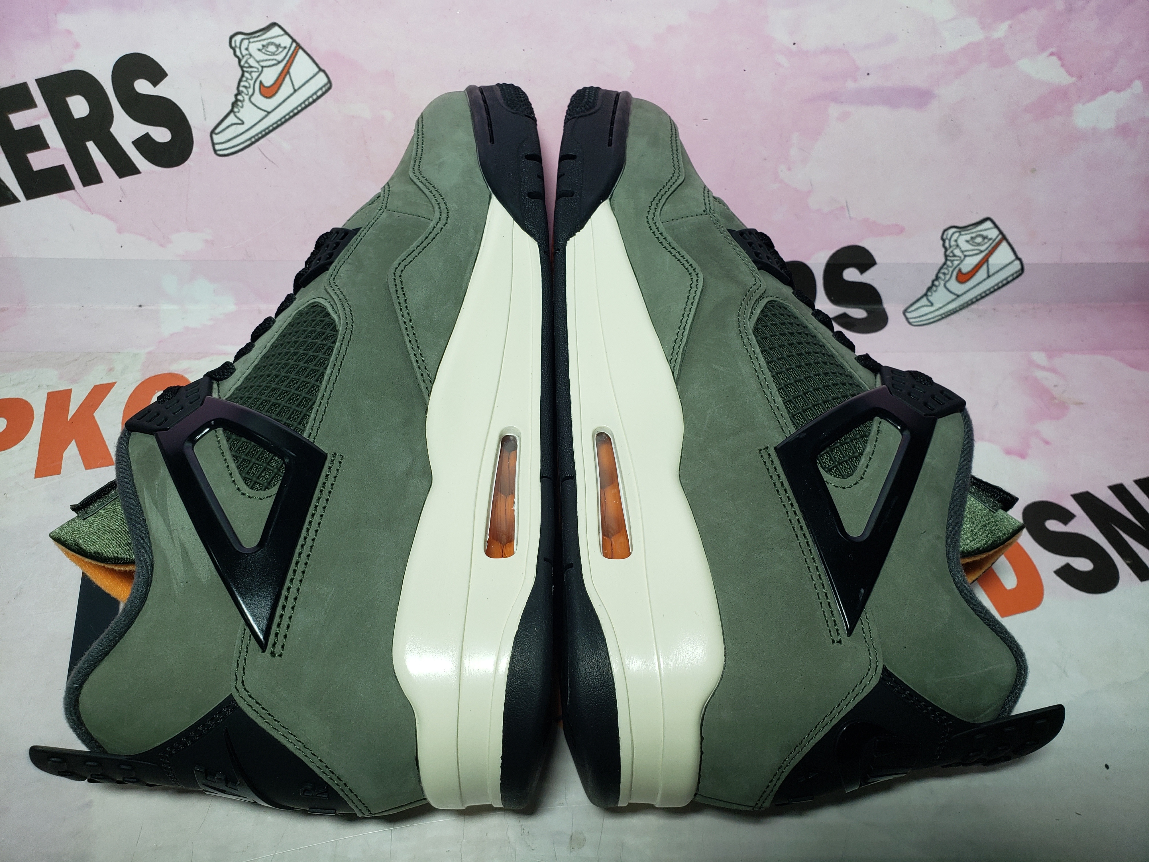 PKGoden Air Jordan 4 Retro Undefeated IB1519-200