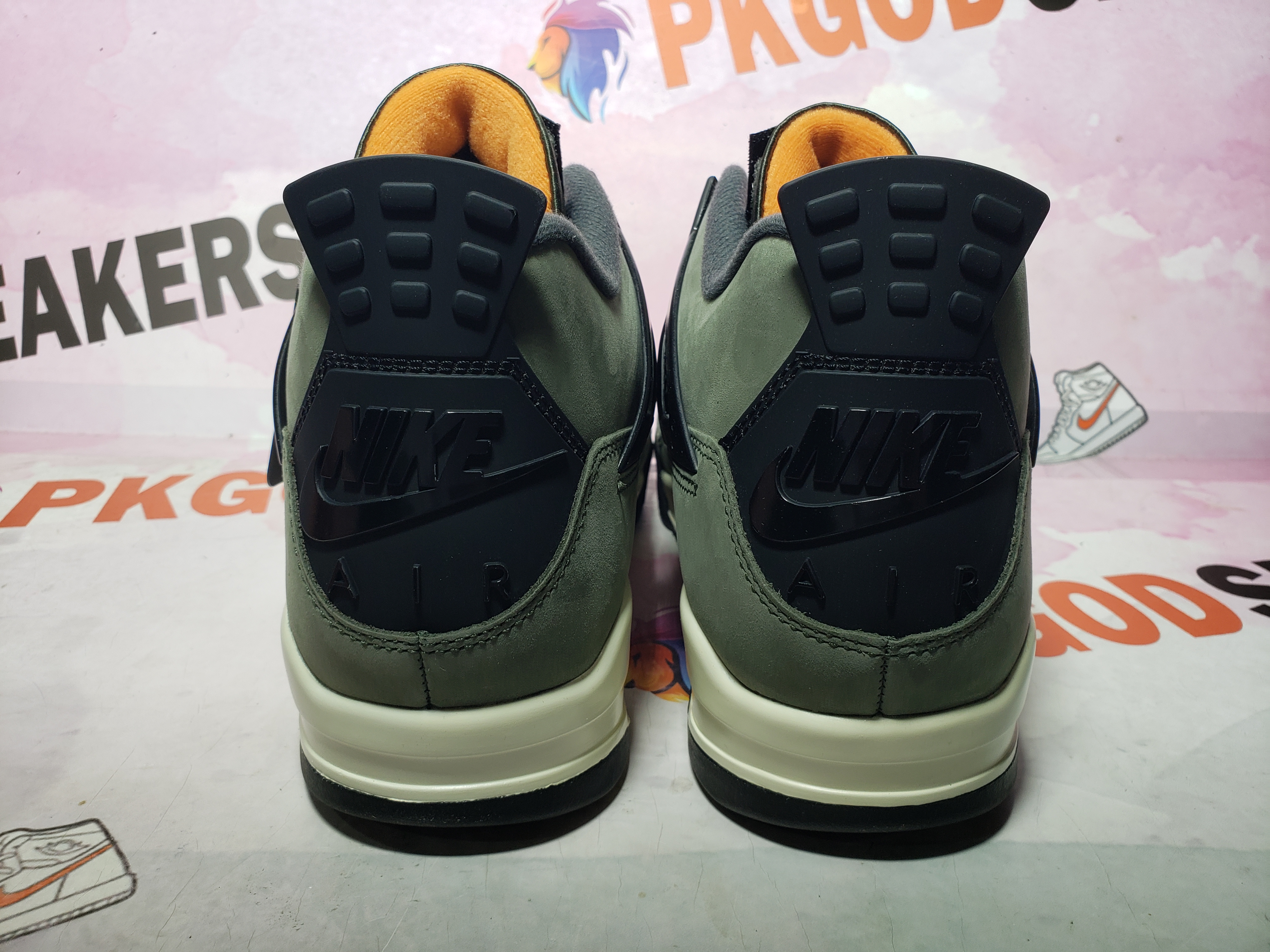 PKGoden Air Jordan 4 Retro Undefeated IB1519-200