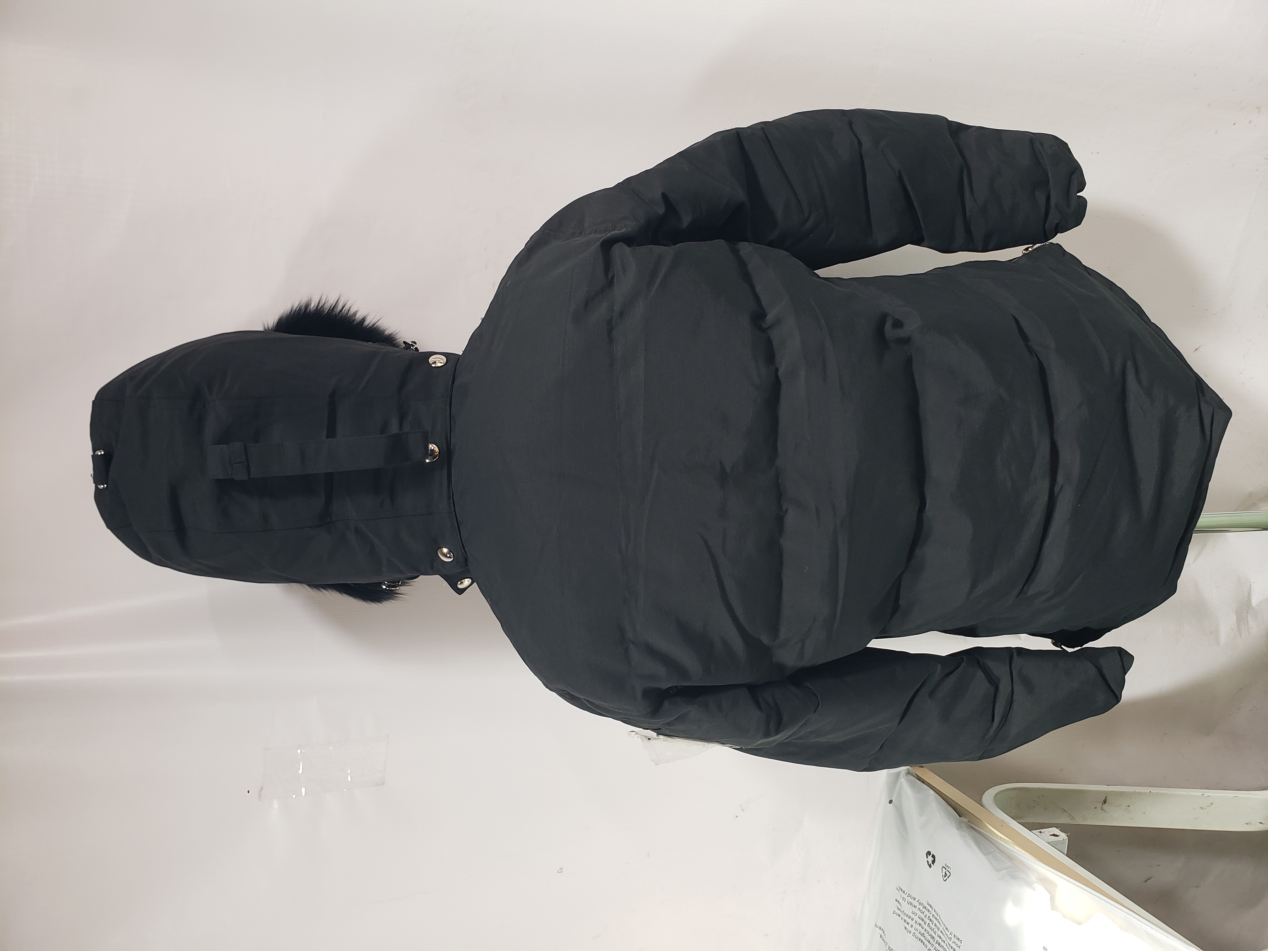 Moose Knuckles Classic Chest Zipper Down Jacket Black/White/ Dark Blue