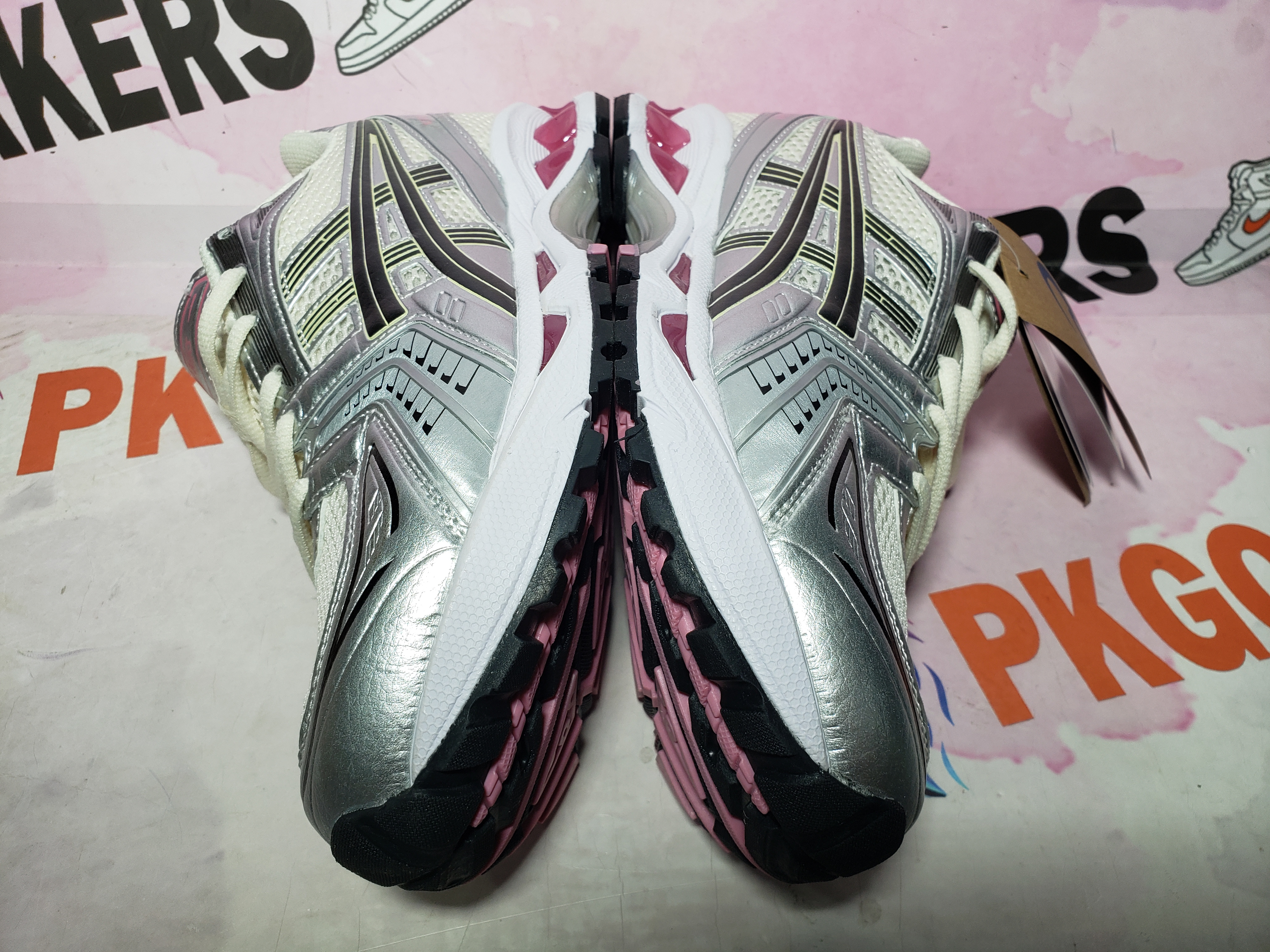 OG Asics Gel Kayano 14 Cream Sweet Pink 1203A537-103