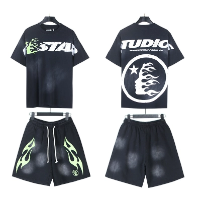 Hellstar T-Shirt and Short Pants Sports Suit 11 6768777 01