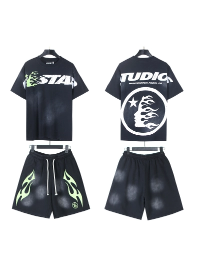 Hellstar T-Shirt and Short Pants Sports Suit 11 6768777 01