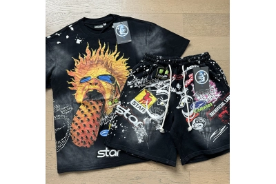 Hellstar T-Shirt and Short Pants Sports Suit 7 01