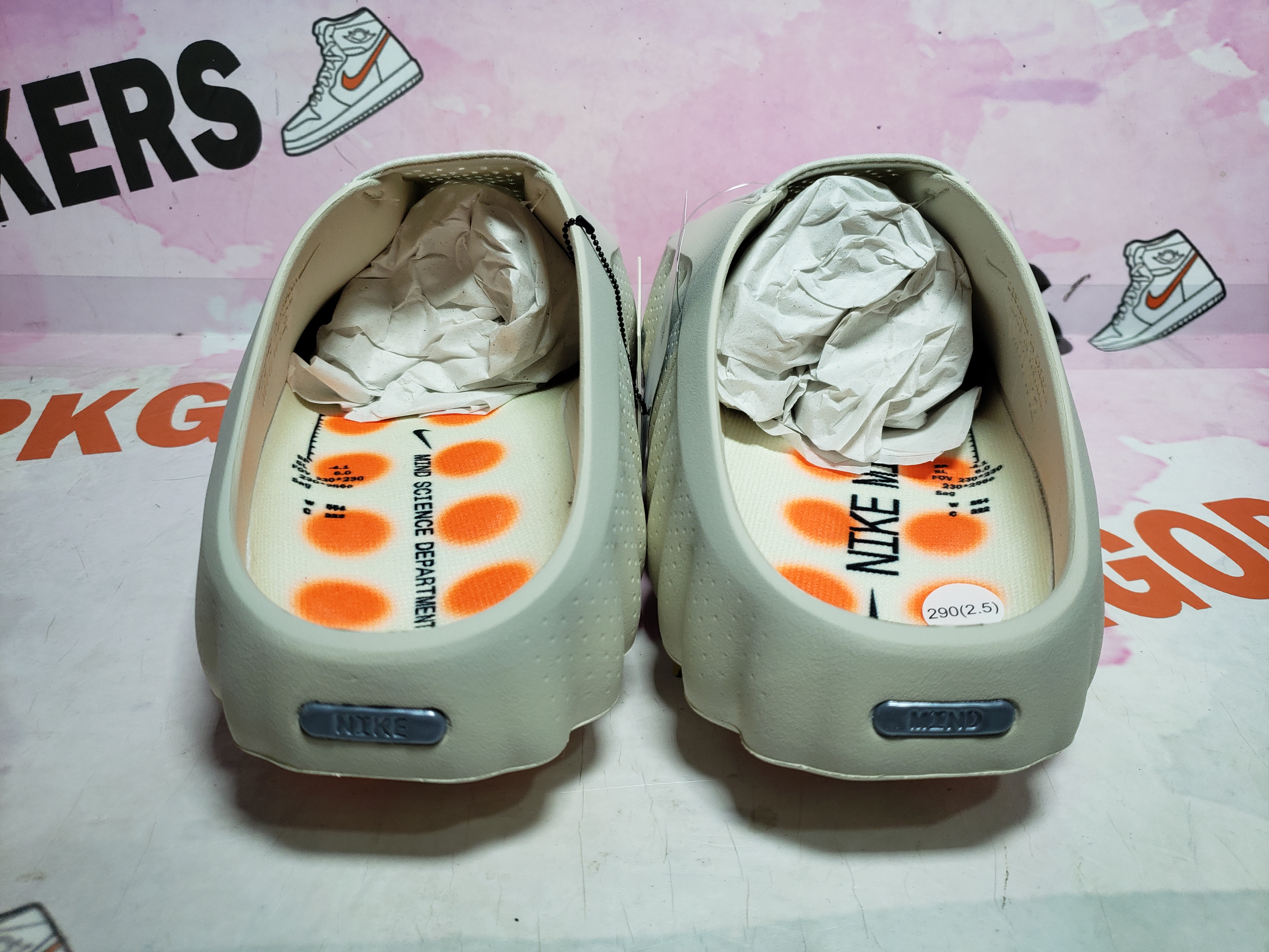 Mind 001 Slide Light Bone HQ4307-002