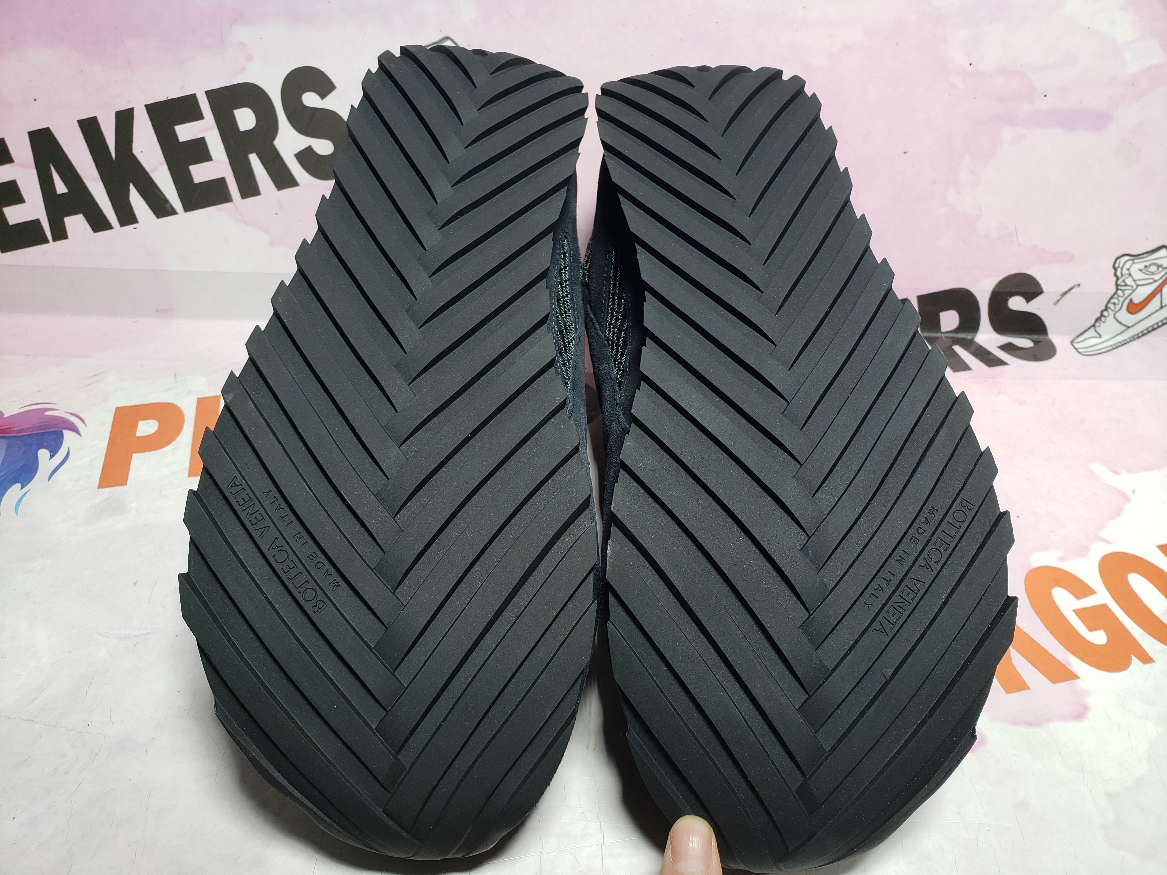 PKGoden Bottega Veneta Orbit Black Suede