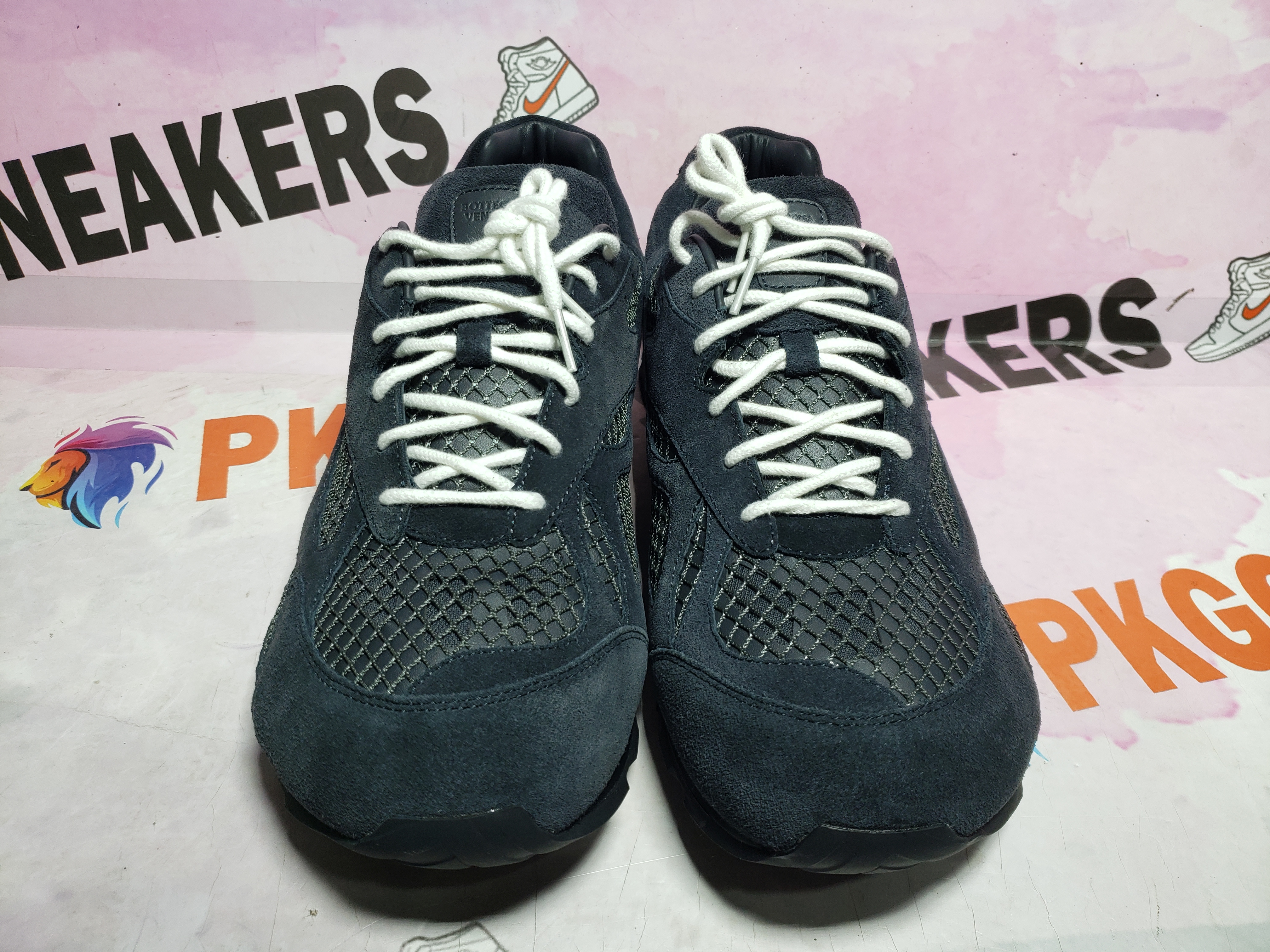 PKGoden Bottega Veneta Orbit Black Suede