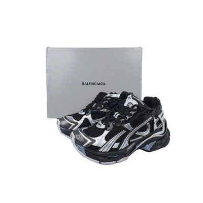 PKGoden Balenciaga Runner Sneaker Dark Gray 772767 W3RNY 0322 02