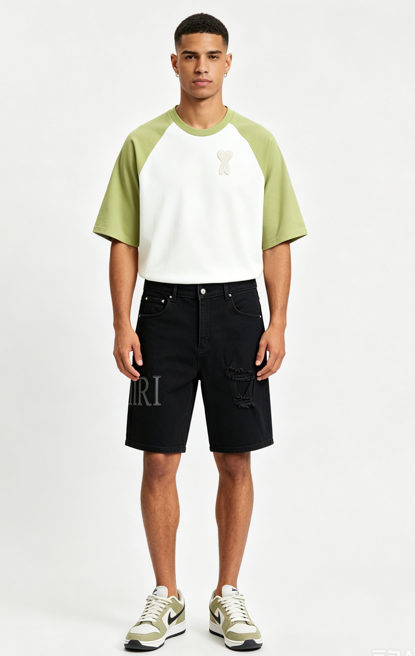 AMIRI T-shirt h15016 and Shorts AM602 Suit