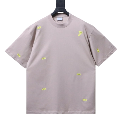 Balenciaga 26SS 520 Embroidered Label Short-Sleeve T-Shirt 01