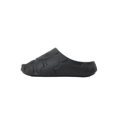 A BATHING APE SLIDES Black 01