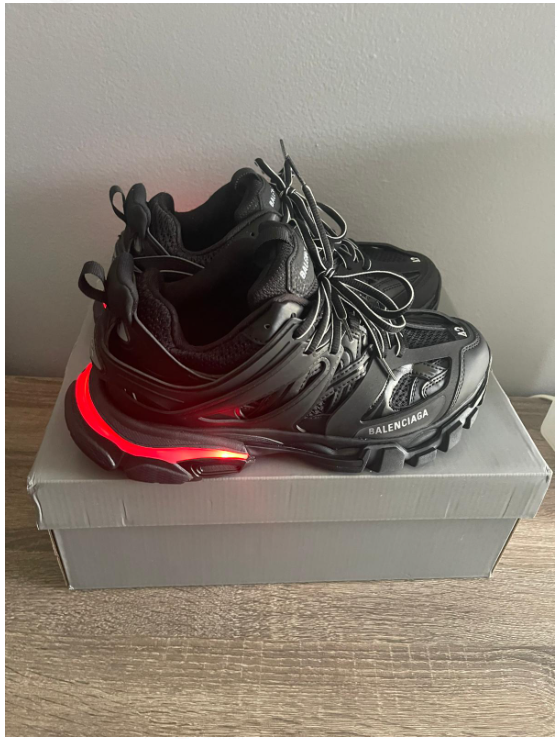 PKGoden Balenciaga  3rd LED Tess S.Black 555032 W1GB7 1000 review Michael Magno 01