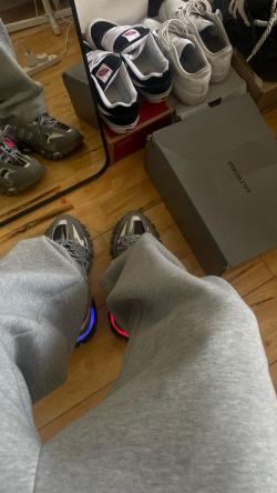 PKGoden Balenciaga  3rd LED Tess S.Grey 555032 W1GB7 1214 review Ibrahim Mohammed