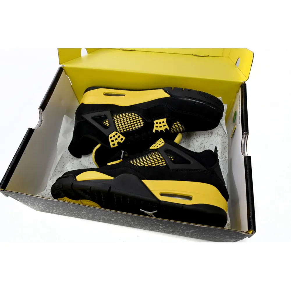 Jordan 4 Retro Thunder (2012) 308497-008
