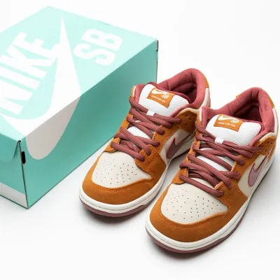 Buy Nike SB Dunk Low Pro Dark Russet Cedar BQ6817-202 - Stockxbest.com