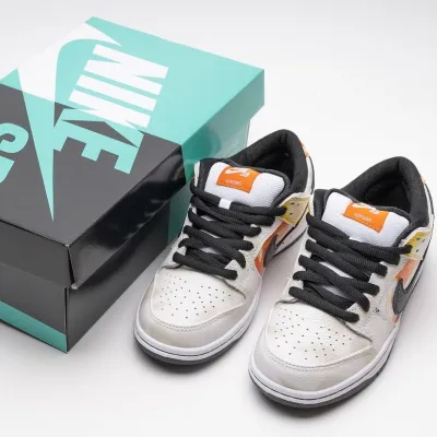 Buy Nike SB Dunk Low Raygun Tie-Dye White BQ6832-101 - Stockxbest.com